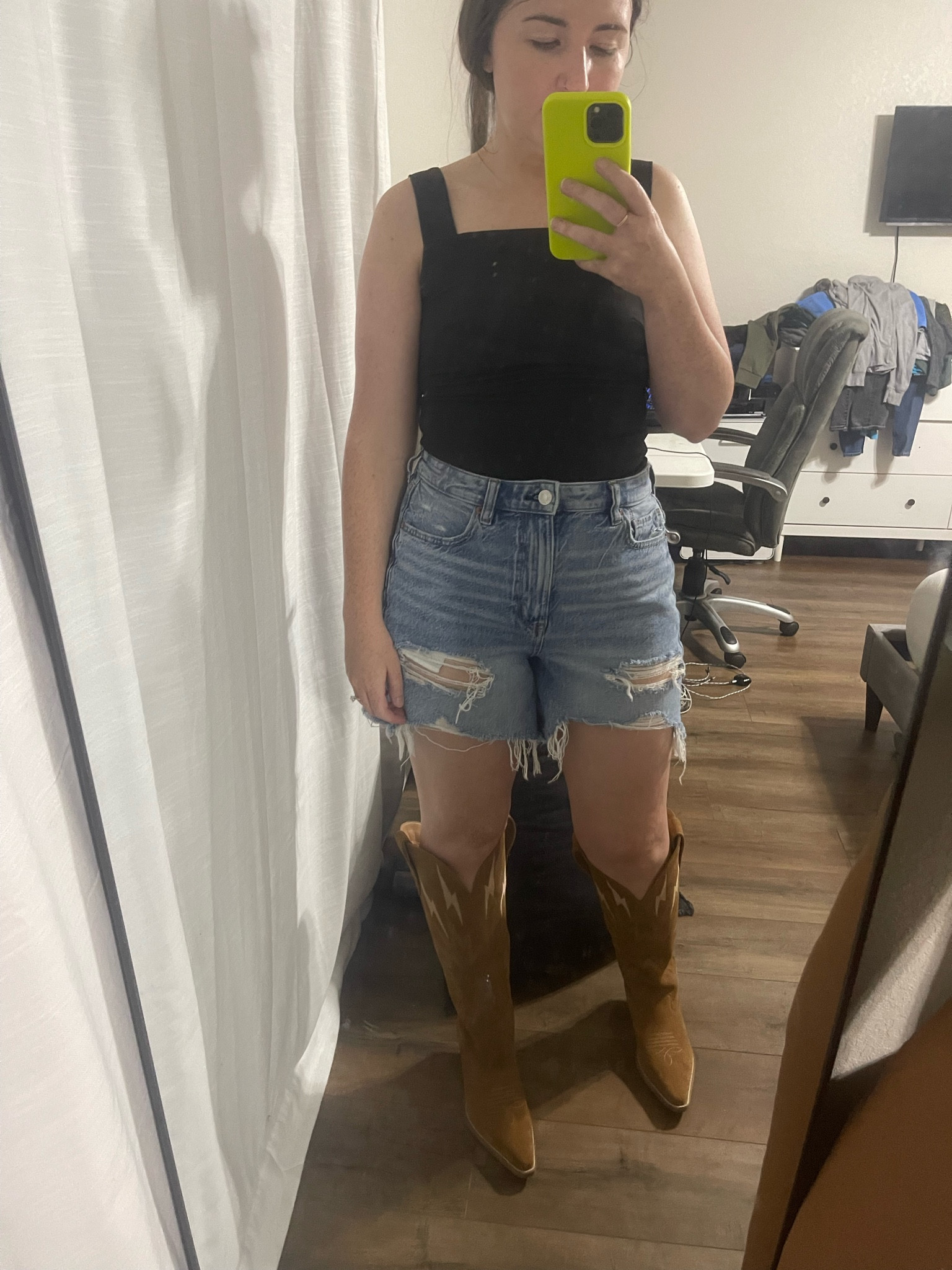 Trying on outfits for Morgan Wallen this week.

Concert | Country Concert | Denim | Boots | Cowboy Boots | Bodysuit 

#LTKU #LTKstyletip #LTKFind