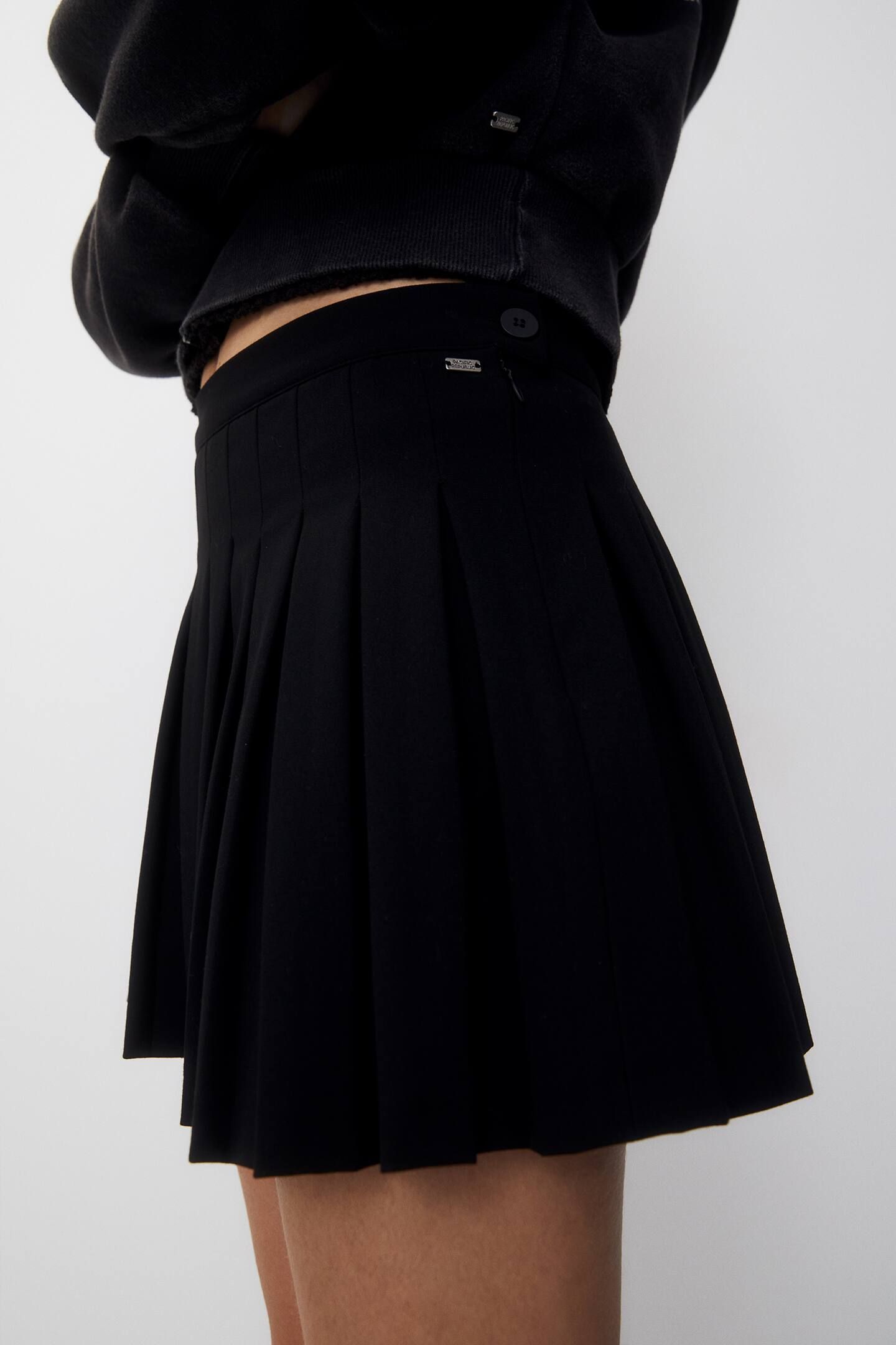 Box pleat mini skirt | PULL and BEAR UK