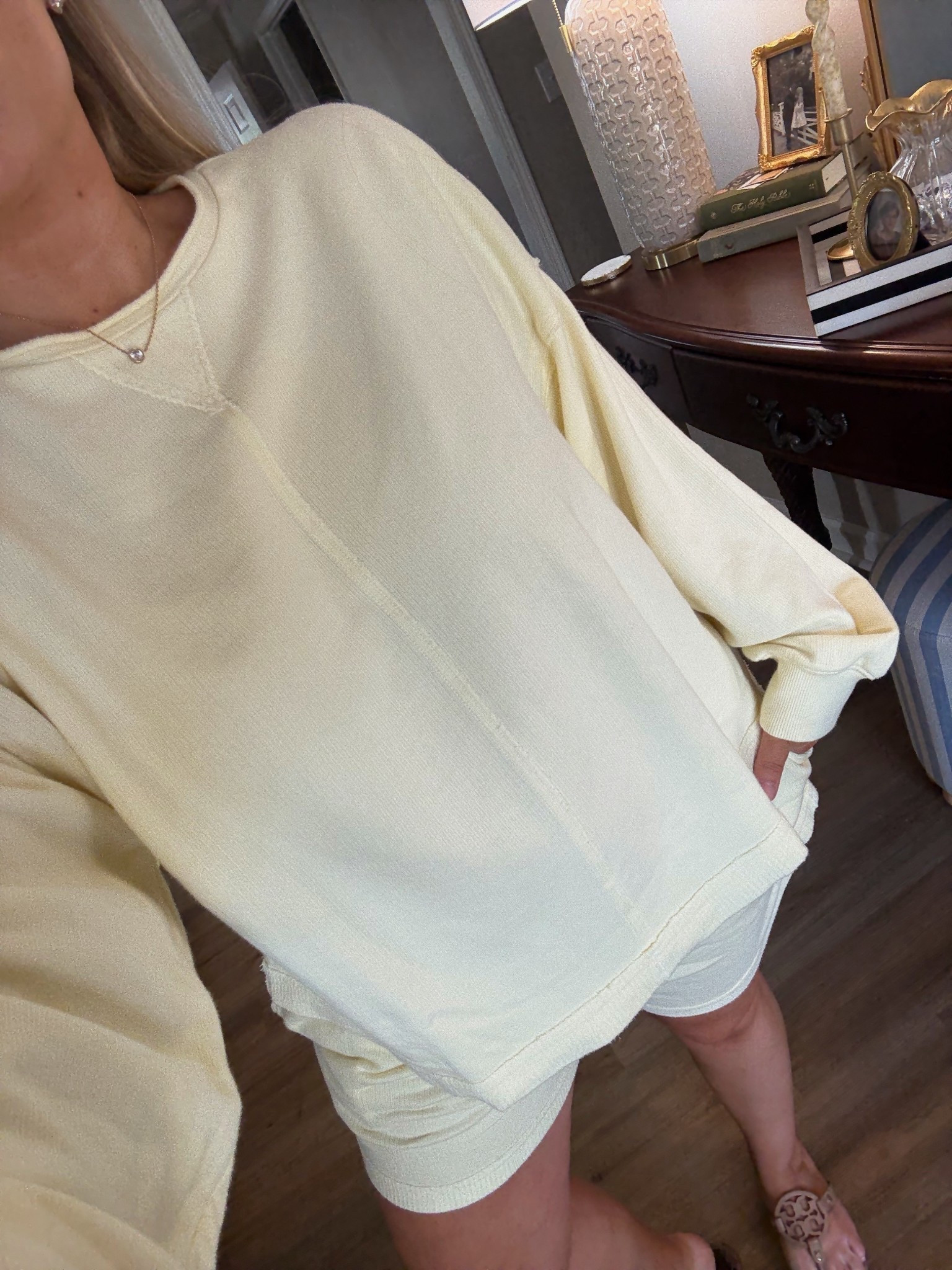 Top- XL
Bottoms- large 

#LTKPlusSize #LTKBump #LTKMidsize