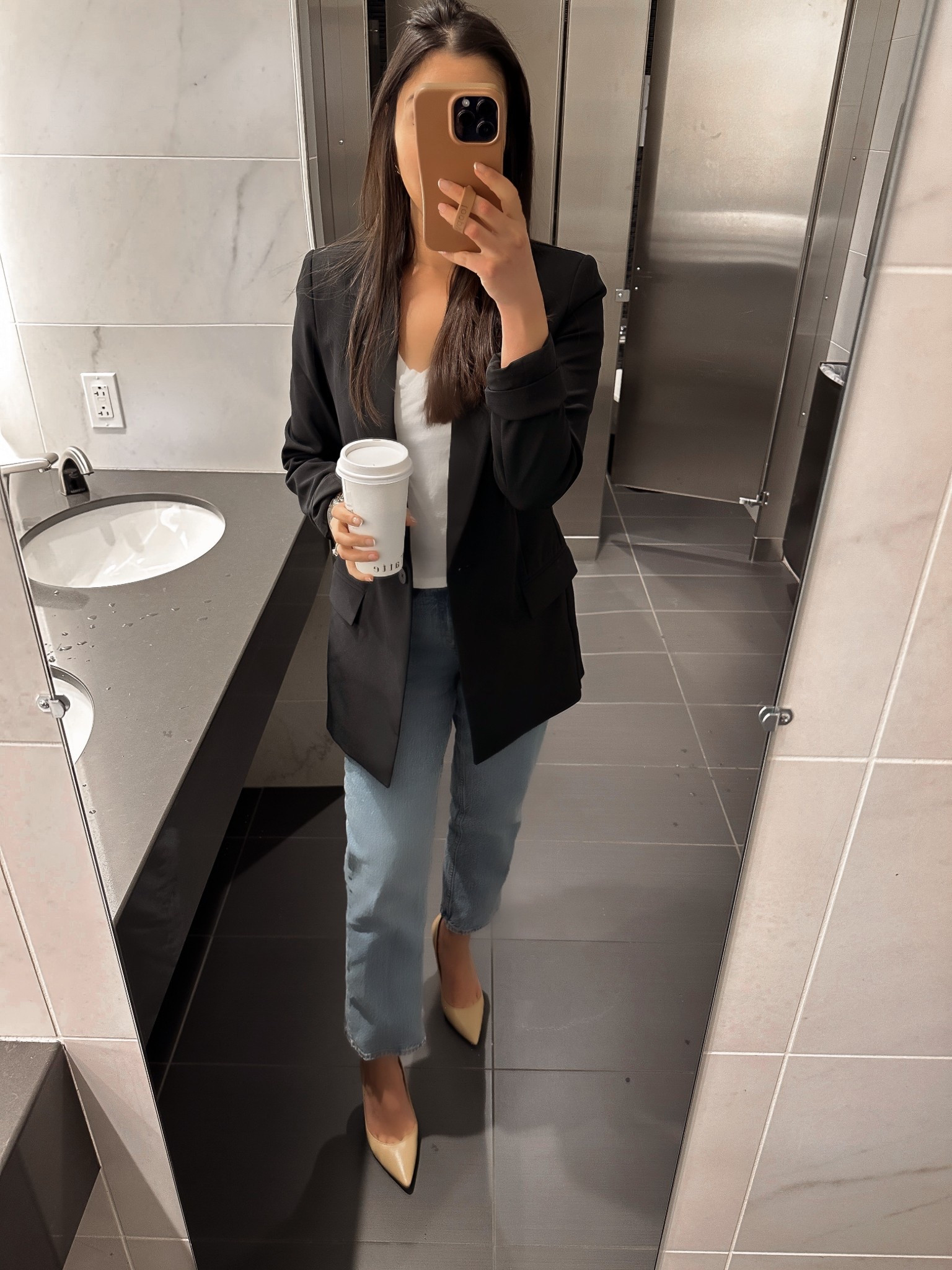 Friday business casual 🖤 we are only allowed to wear jeans on Fridays fairly recently! So I paired with a white tee, blazer, and heels to elevate a little bit ✨

My heels are also almost 50% off!! 🩷


Blazer outfit, business casual, smart casual, meeting outfit, conference outfit, 9-5 look, work outfit, work look, petite work outfit, petite jeans, petite wide leg jeans, spring outfit, spring work look, spring work outfit 

#LTKStyleTip #LTKPetite #LTKWorkwear