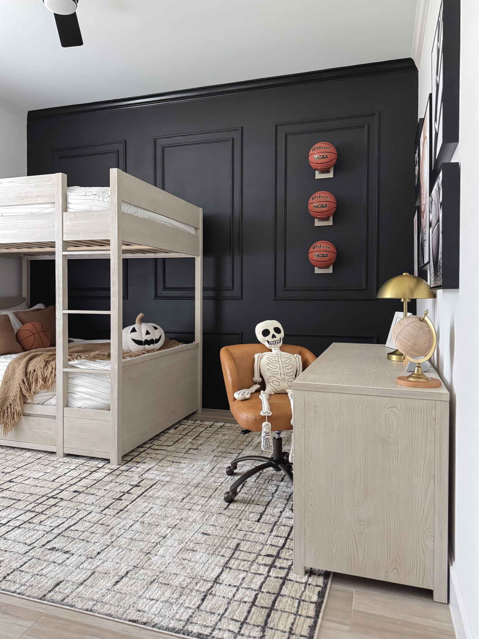 Halloween Kids Room



#LTKHome #LTKFindsUnder50 #LTKHalloween