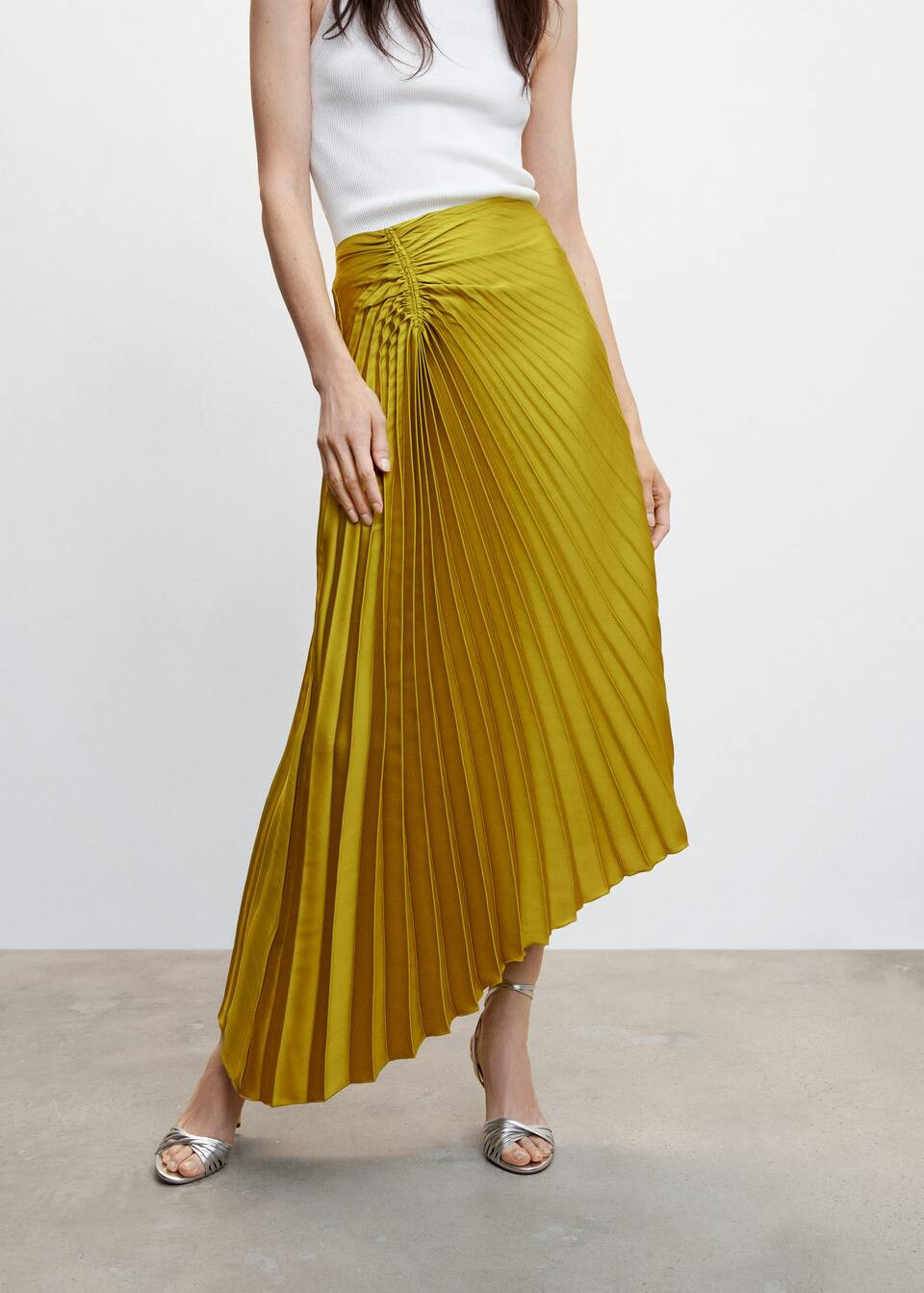 Pleated asymmetric skirt  -  Women | Mango United Kingdom | MANGO (UK)