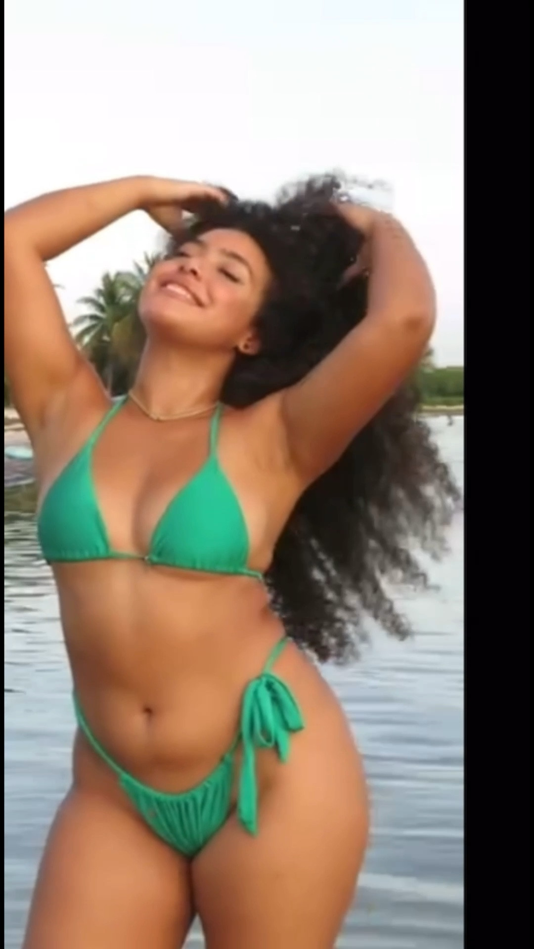 One of my fav bikini's from The Tropical Society DC: JOYCEL


#LTKSwim