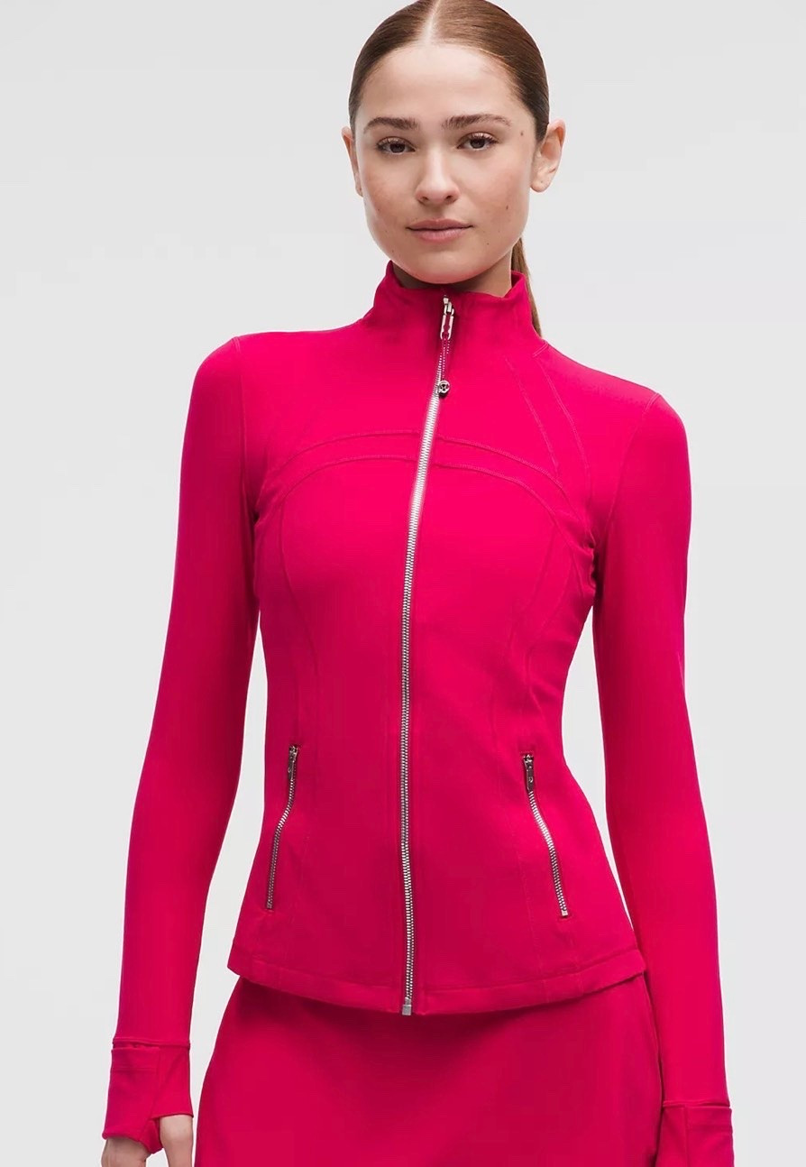 Hot pink is the theme for this week with new additions to the Lulu sale section 💖 jacket, tees and more…they made too much

#LTKSeasonal #LTKSaleAlert #LTKActive