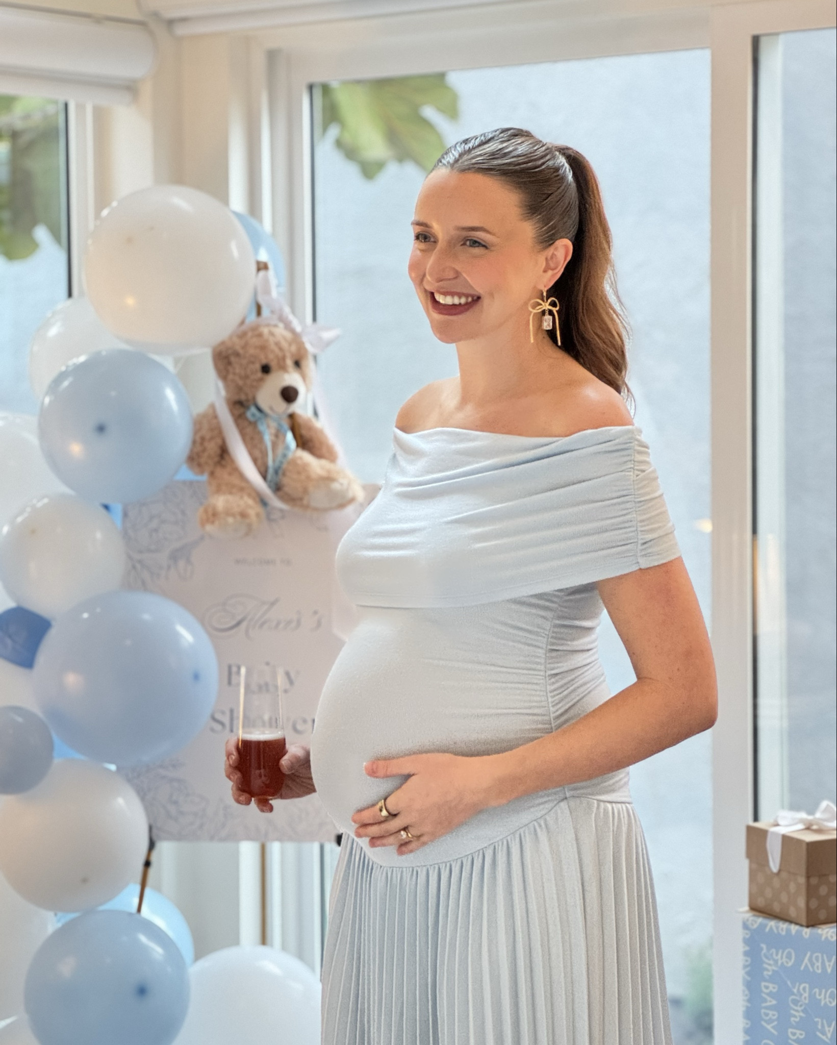 My beautiful baby shower hosted by my sister at my home 🥹🤍

#LTKBump #LTKBaby #LTKParties