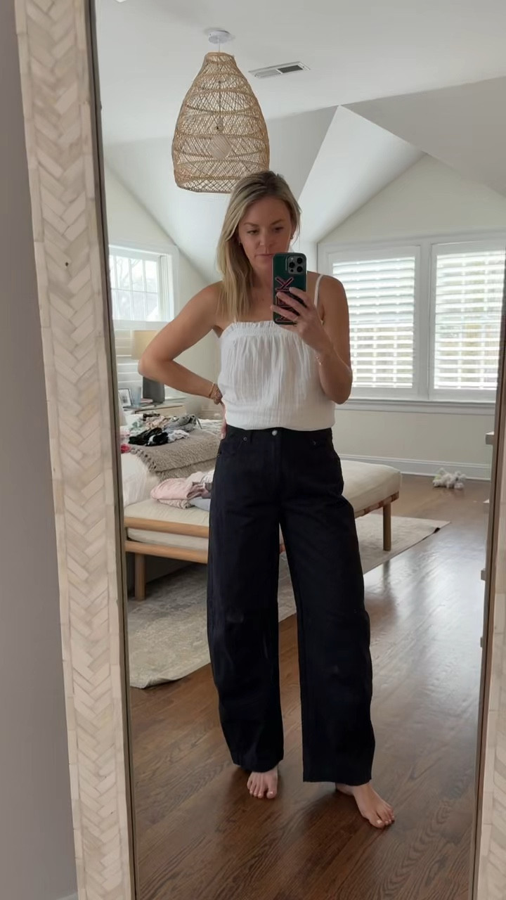 Old Navy finds! Outfit on sale for under $40. Size small tank & size 2 pants, both tts. The pants fit loose and relaxed which I like. If you prefer your bottoms fitted, maybe size down 1 

#LTKSaleAlert