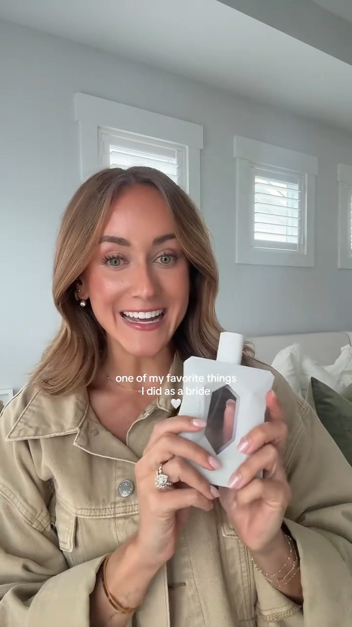 Ariana Grande “God is Woman perfume” 💖 Sold out but linking her other best sellers! 

#LTKBeauty