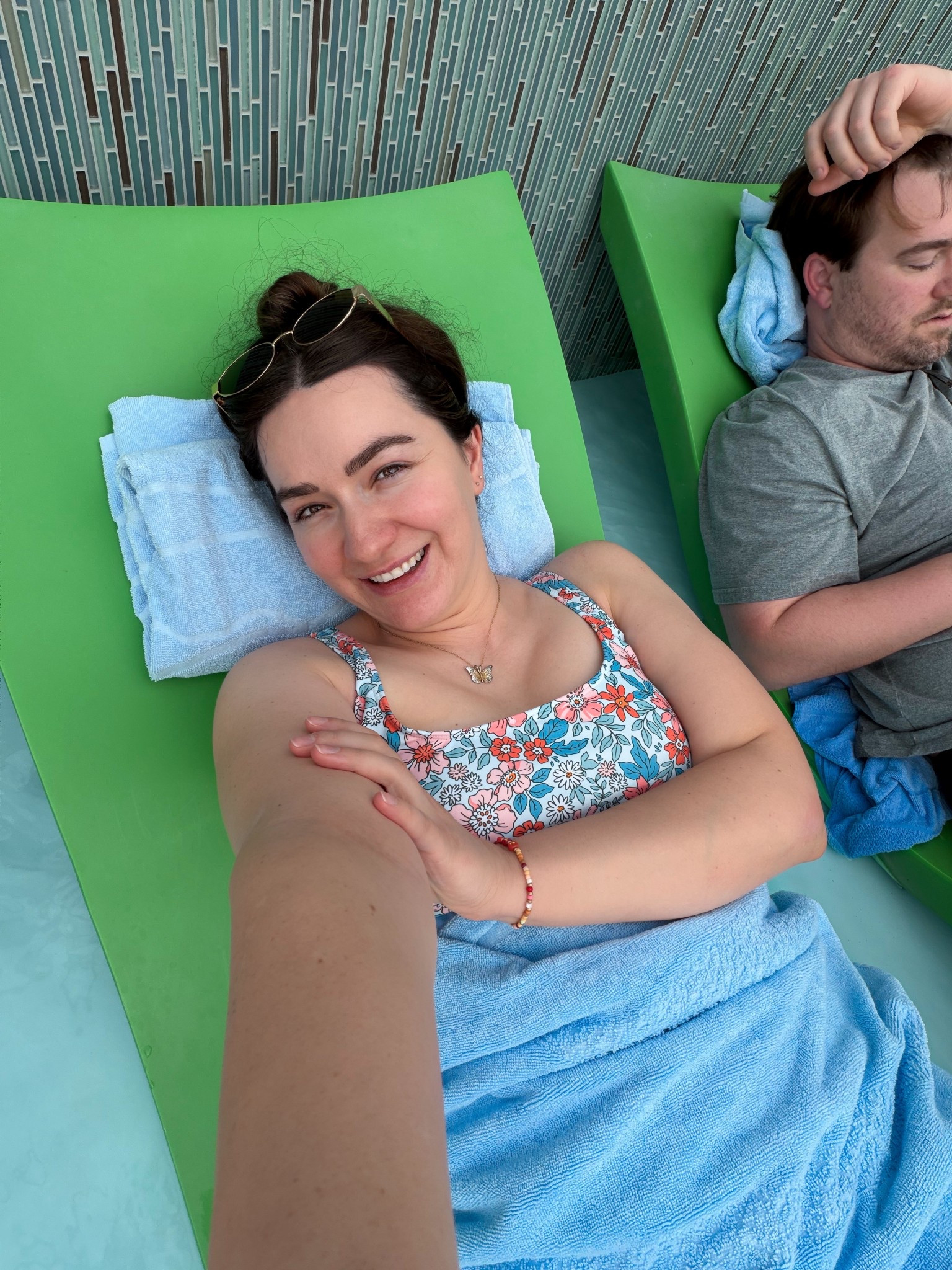 Chillin' in my comfy Amazon finds! Perfect for a relaxed day at the spa 🌿💦 #AmazonFinds #Relaxation

#LTKTravel #LTKootd