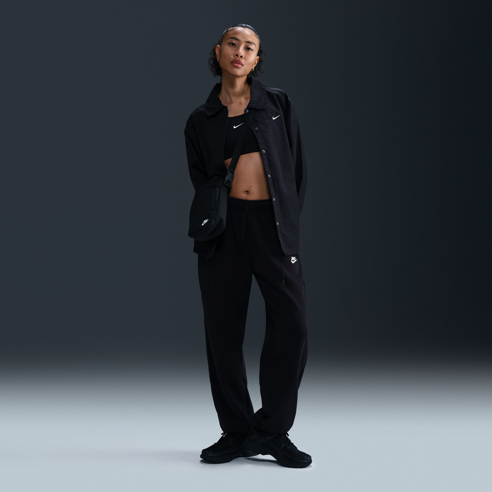 Nike Women's Sportswear Club Fleece Mid-Rise Oversized Sweatpants, XXL, Black | DICK'S Sporting Goods