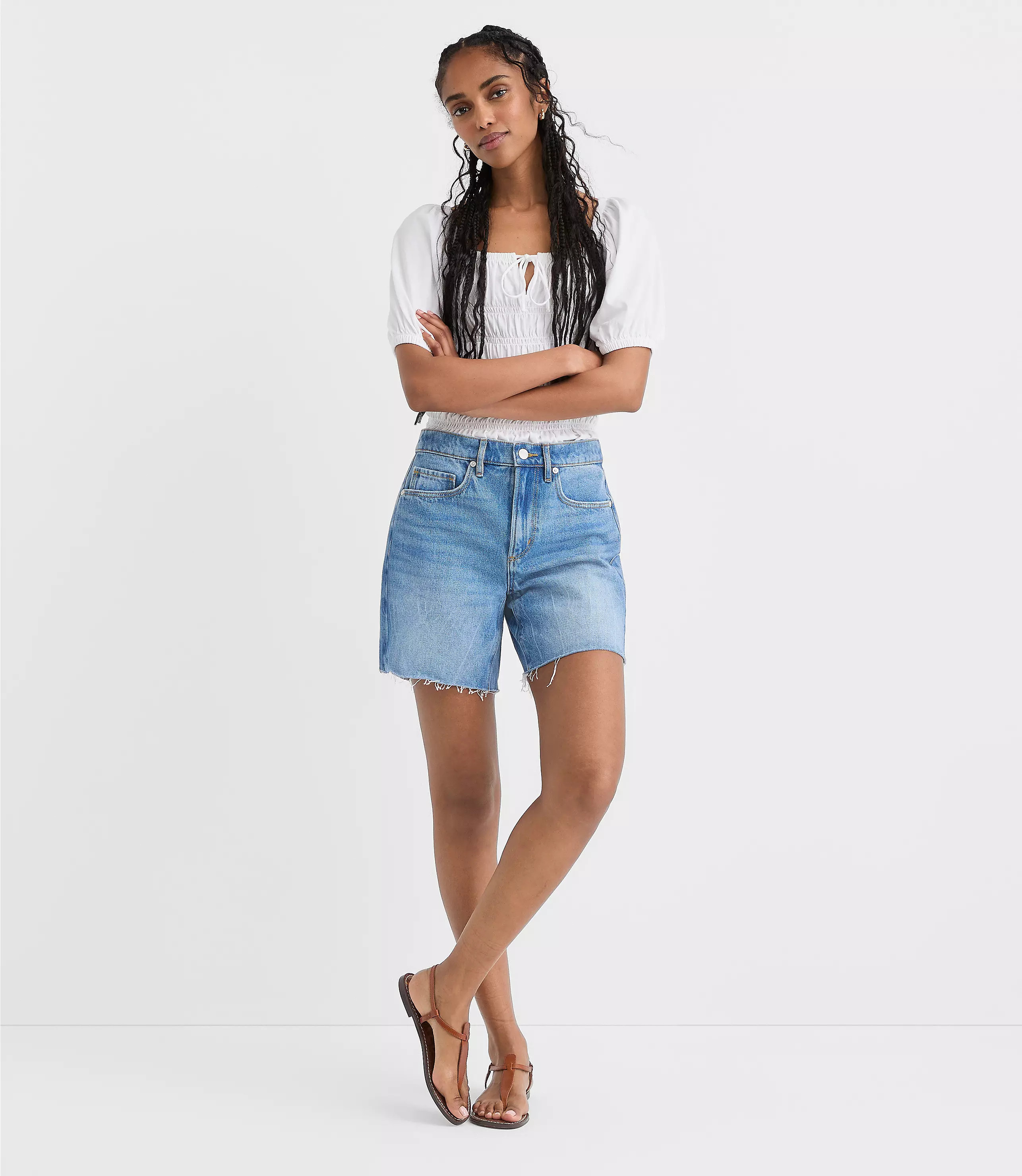 Rivete Fresh Cut Seamed Boyfriend Shorts in Light Wash | LOFT