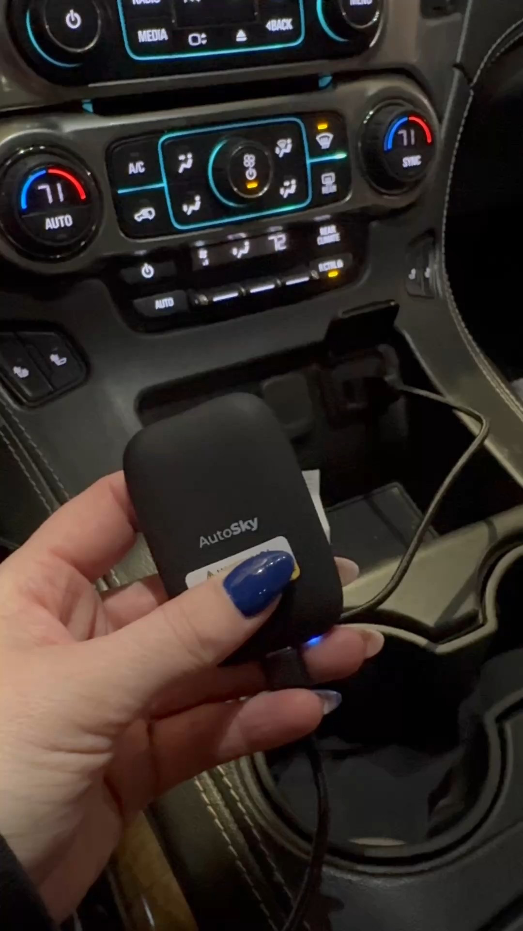 CarPlay, get Netflix in the car, turn your car lcd screen into a movie theater 

#LTKTravel