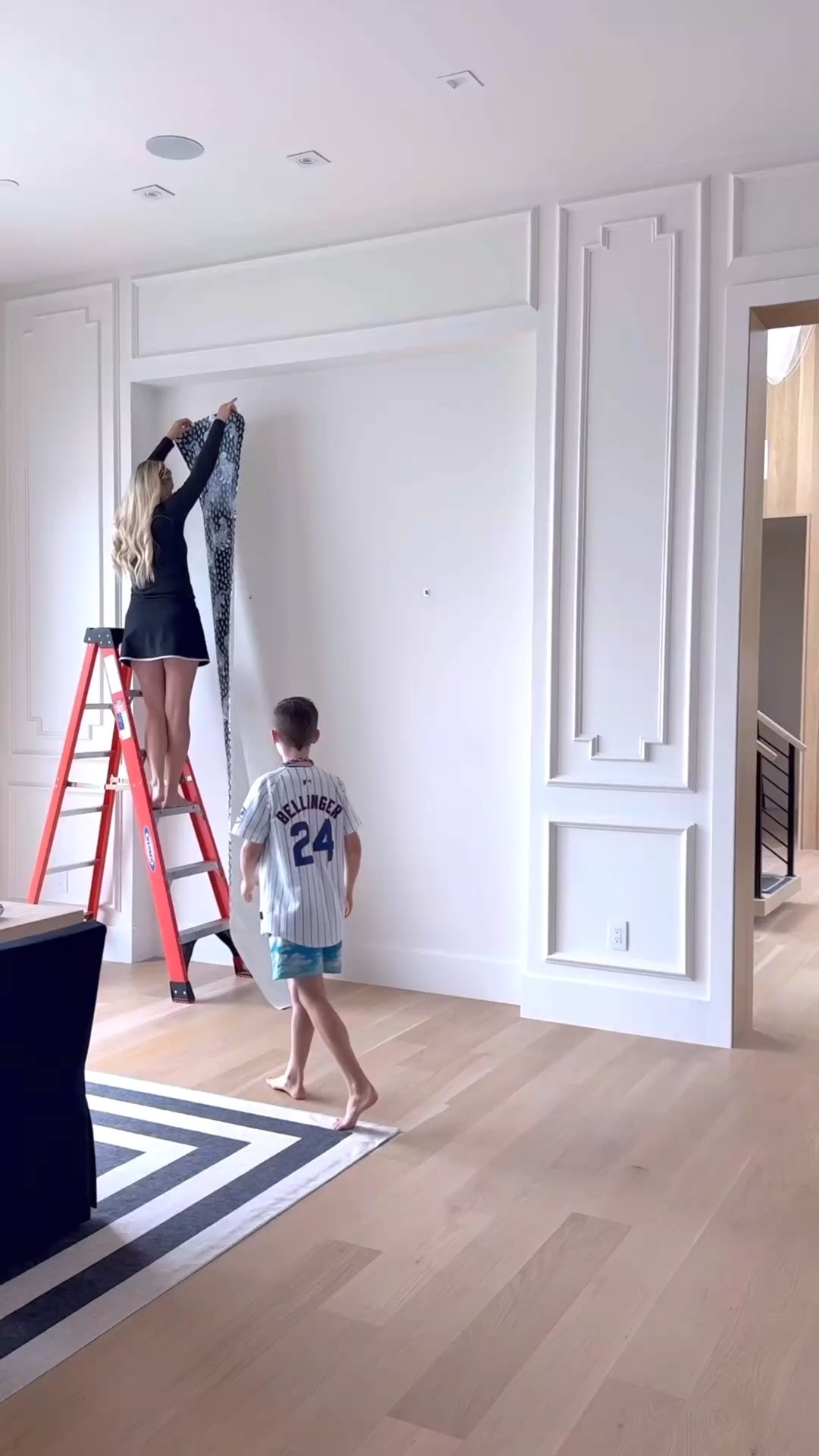 Console table styling in my dining room! 

#LTKHome #LTKOver40 #LTKSeasonal