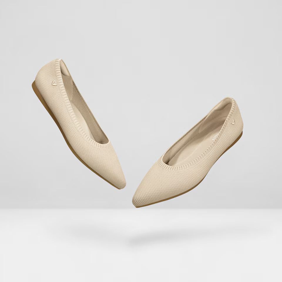 Pointed-Toe Ballet Flats (Aria 5° Nude) | VIVAIA