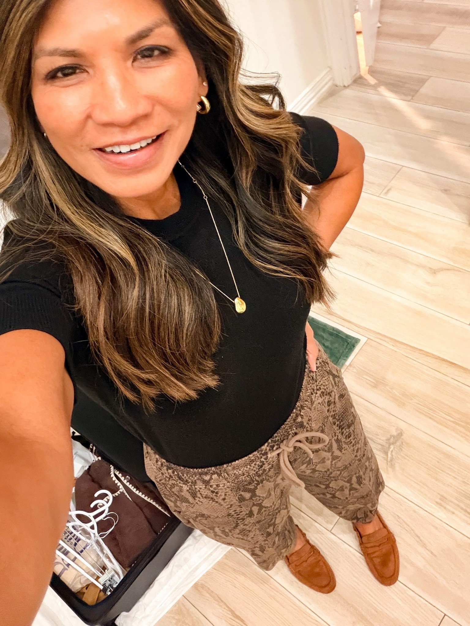 I’m 5’2” 118#ish for reference 
Top in small tts
Pants in XS 
Shoes tts
Walmart finds, over 50 style, midlife fashion, petite fashion,midlife women, affordable fashion, fashion over40

#LTKPetite #LTKOver40 #LTKmomlife