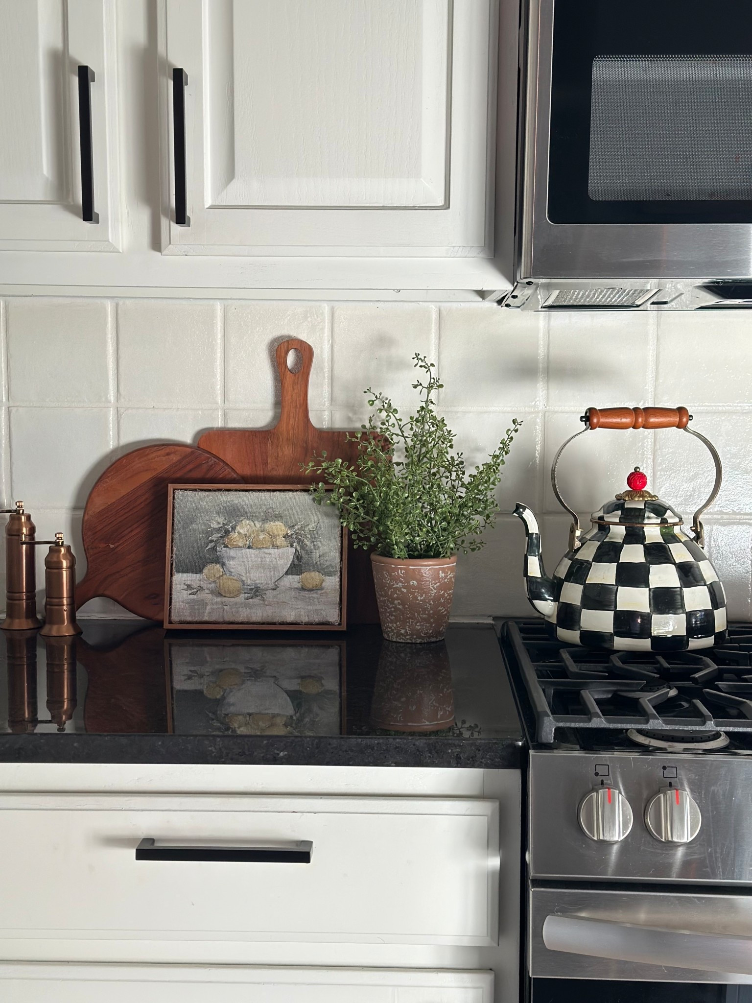 Kitchen Counter Decor! 🖤🖤

#LTKSeasonal #LTKHome #LTKSaleAlert