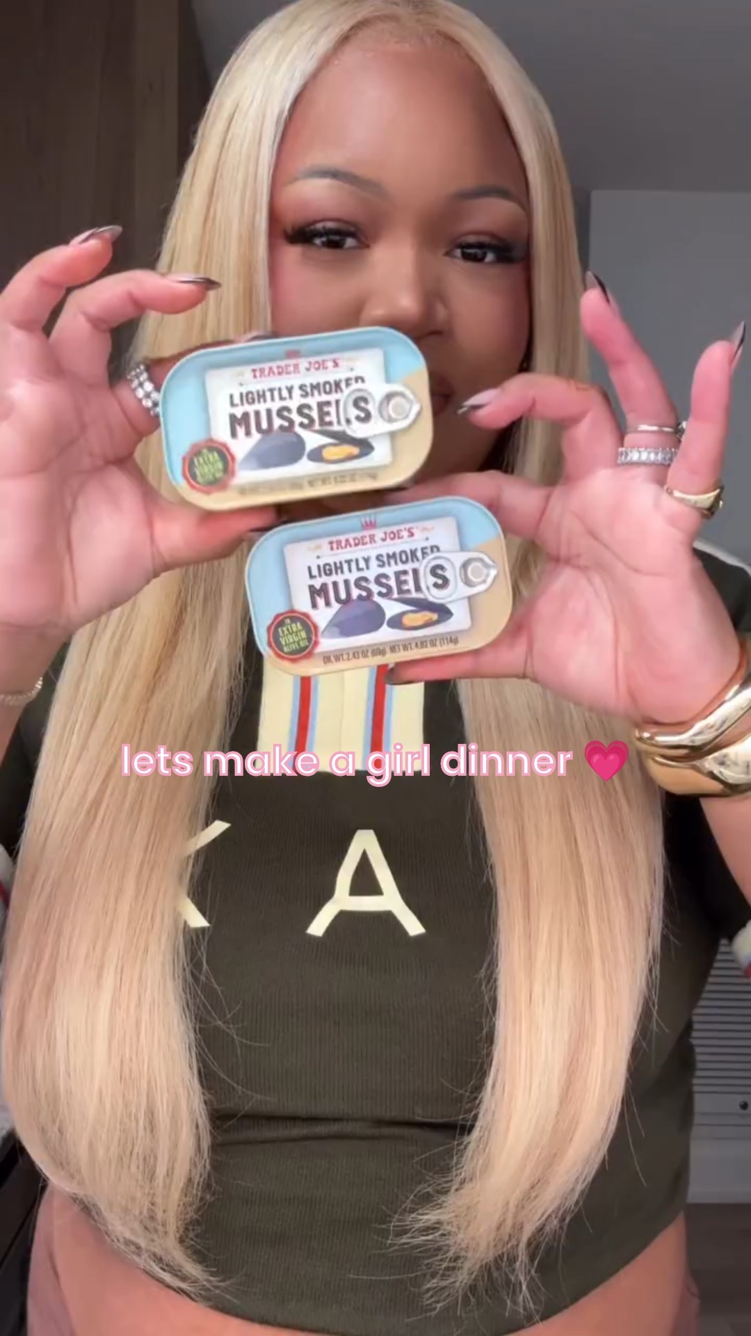 smoked mussel pasta is too good to be true 🤭😮‍💨 
recipe:
thin spaghetti, olive oil, butter, garlic, red pepper flakes, chopped smoked mussels, lemon, salt and pepper.
cook pasta. sauté garlic in olive oil and butter. add red pepper flakes. stir in the chopped smoked mussels. add the pasta with a little pasta water and toss until glossy. finish with lemon, salt and pepper. simple and so good.

#LTKdayinmylife #LTKfoodie #LTKCyberWeek