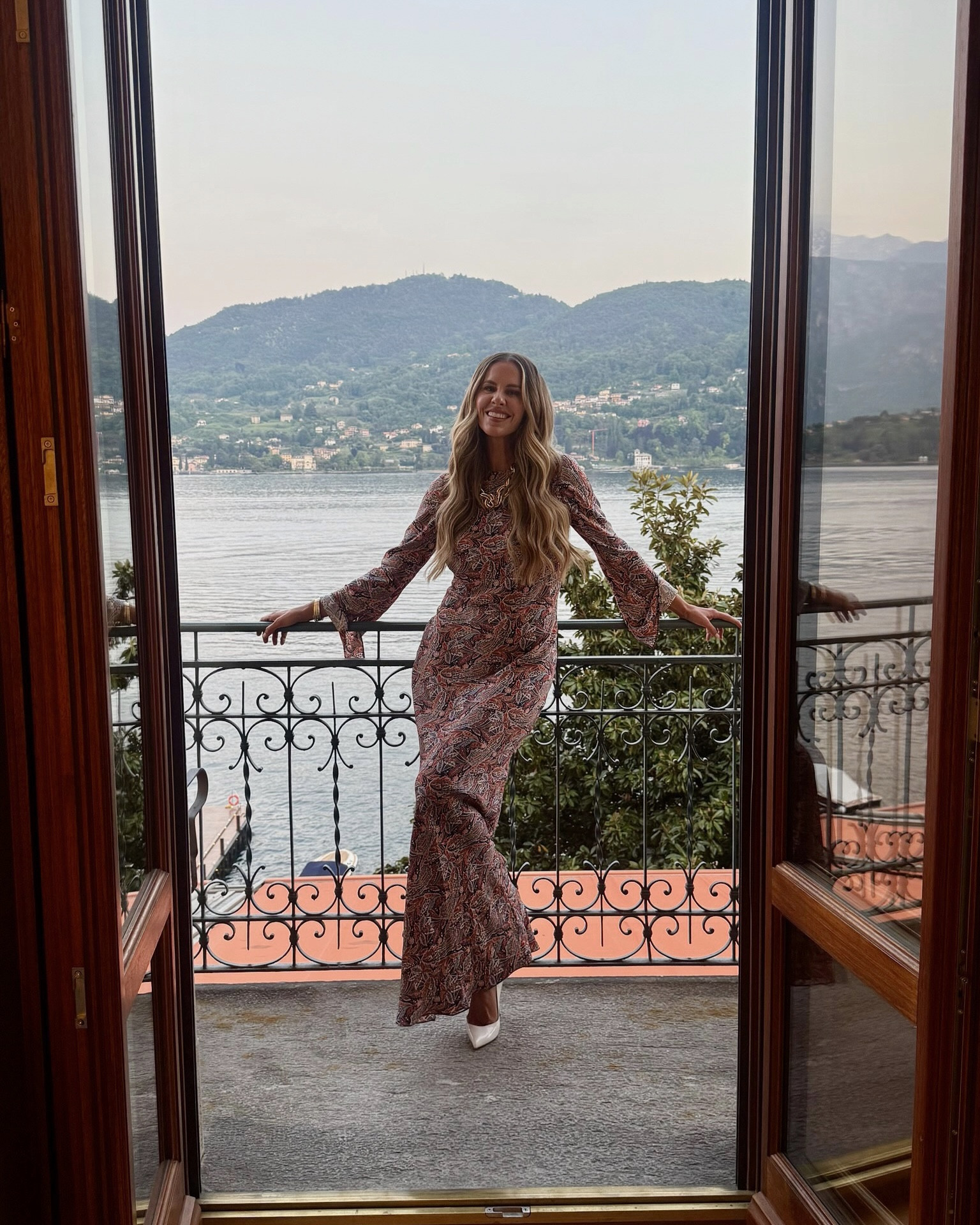 Posing on a balcony in Lake Como?! WHAT?! Like it’s hard?? 

#LTKTravel #LTKSeasonal #LTKStyleTip