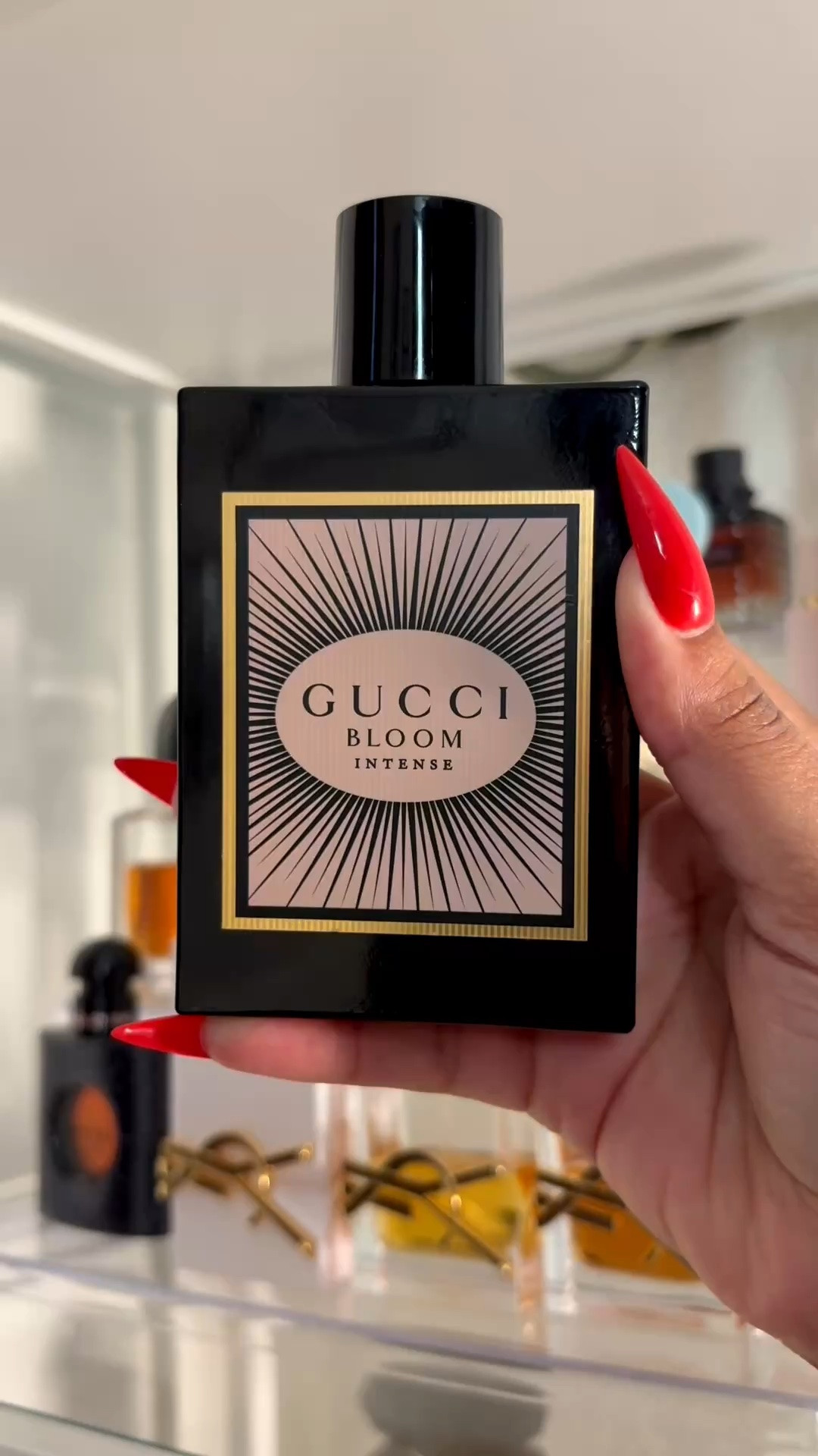Perfume of the Day 🌸
Gucci Bloom Eau de Parfum Intense

If you love a rich, head-turning floral, this one is THAT girl. 😮‍💨
Bold jasmine + creamy white florals make this perfect for when you want to smell feminine, confident & unforgettable.

#PerfumeOfTheDay #GucciBloom #GucciBloomIntense

#LTKselfcare #LTKBeauty #LTKgrwm