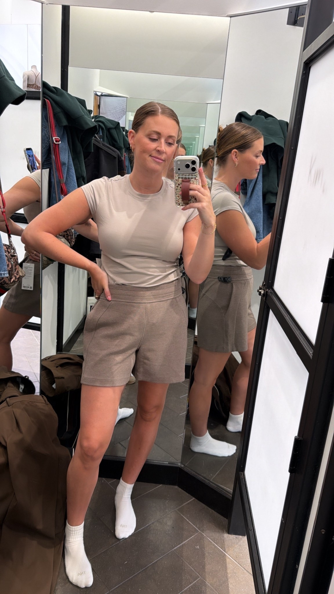 Large tee
Medium shorts

(Also got the Medium pants and the M/L zip up)