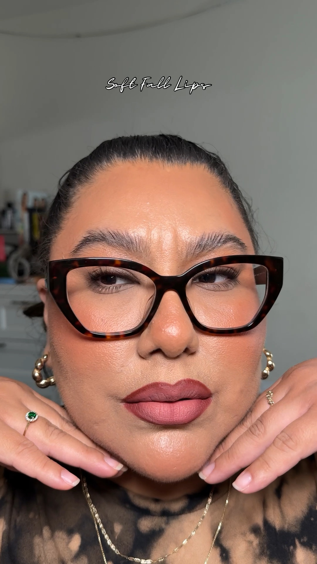 Something about a soft cloud like lip just hits ☁️🍁🫶🏻

@Charlotte Tilbury Lip Cheat Lip Liner in Hollywood Honey
@Makeup By Mario Ultra Suede Lipstick in Sam

#LTKBeauty #LTKgrwm