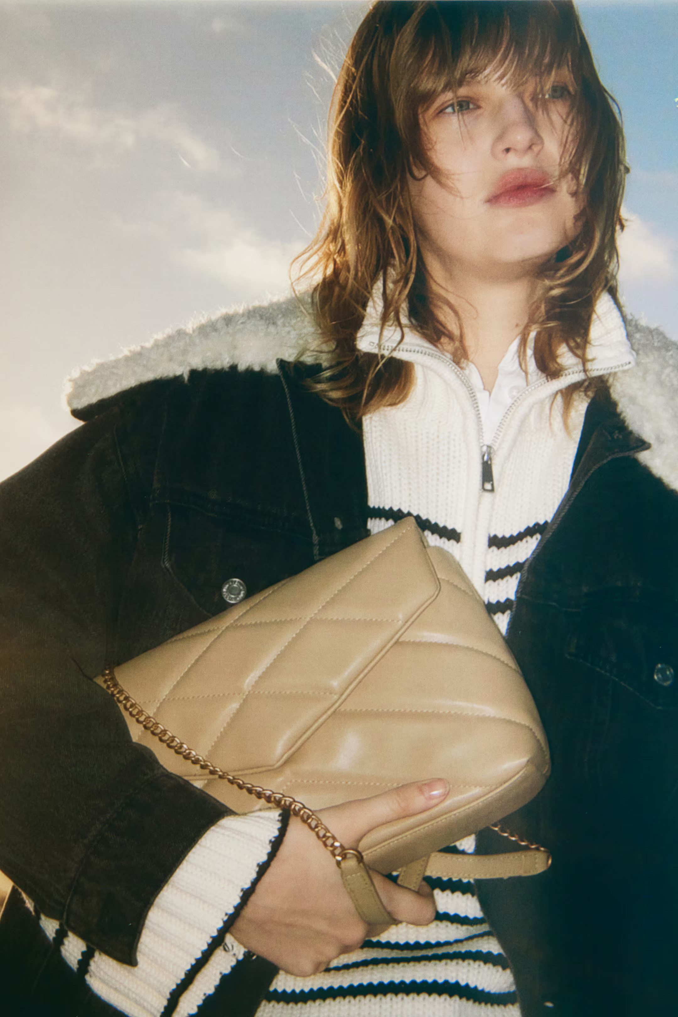 Quilted shoulder bag - Beige - Ladies | H&M GB | H&M (UK, MY, IN, SG, PH, TW, HK)