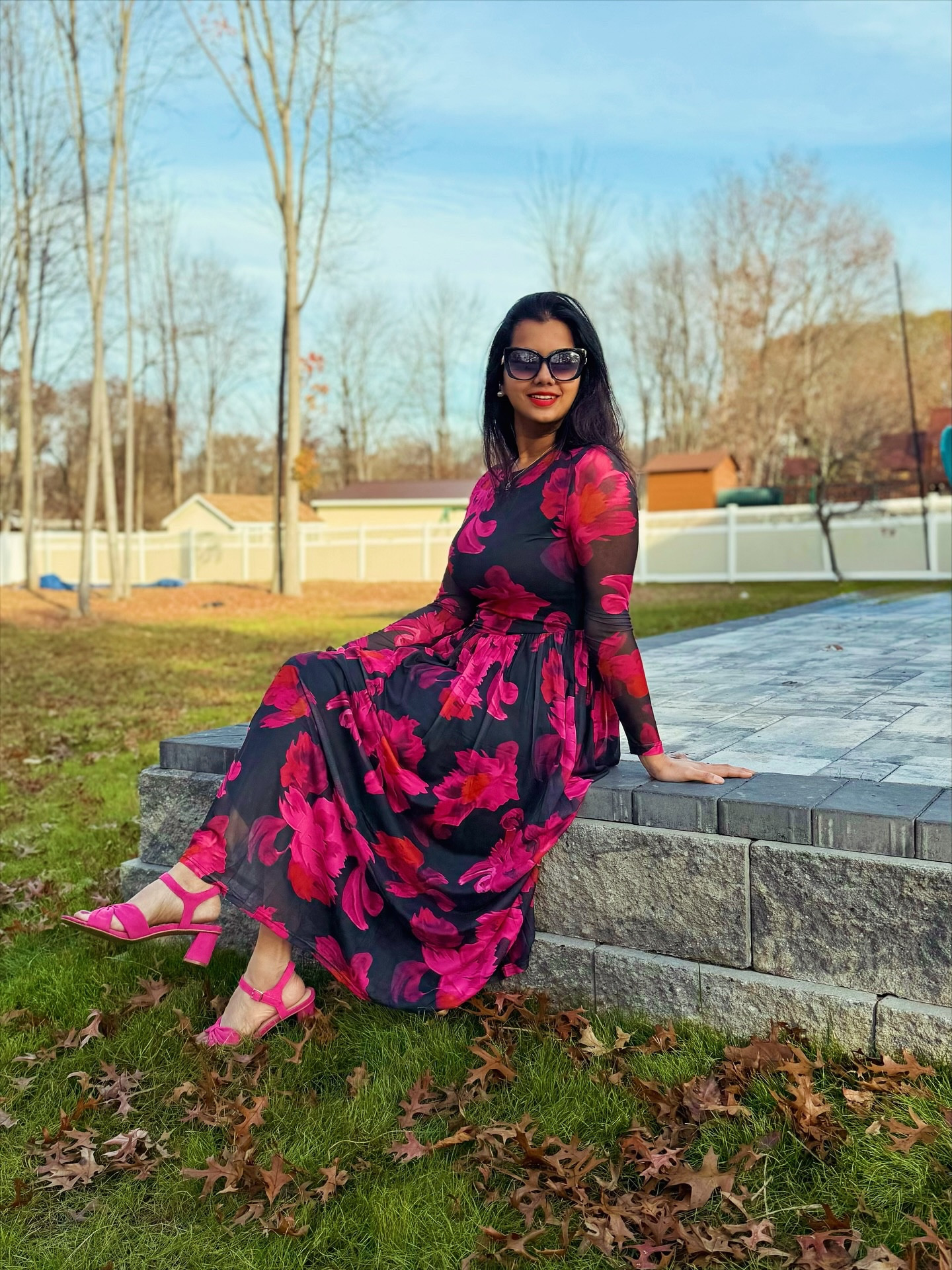 Where the leaves fall, I bloom 🌺
👗 from @evzeiem_fashion 💕


#LTKGiftGuide #LTKootd #LTKCyberWeek