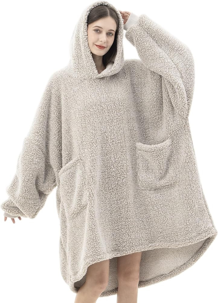 Sherpa Wearable Blanket Hoodie Gifts for Women, Cozy Warm Oversized Hoodie Blanket Sweater with P... | Amazon (US)