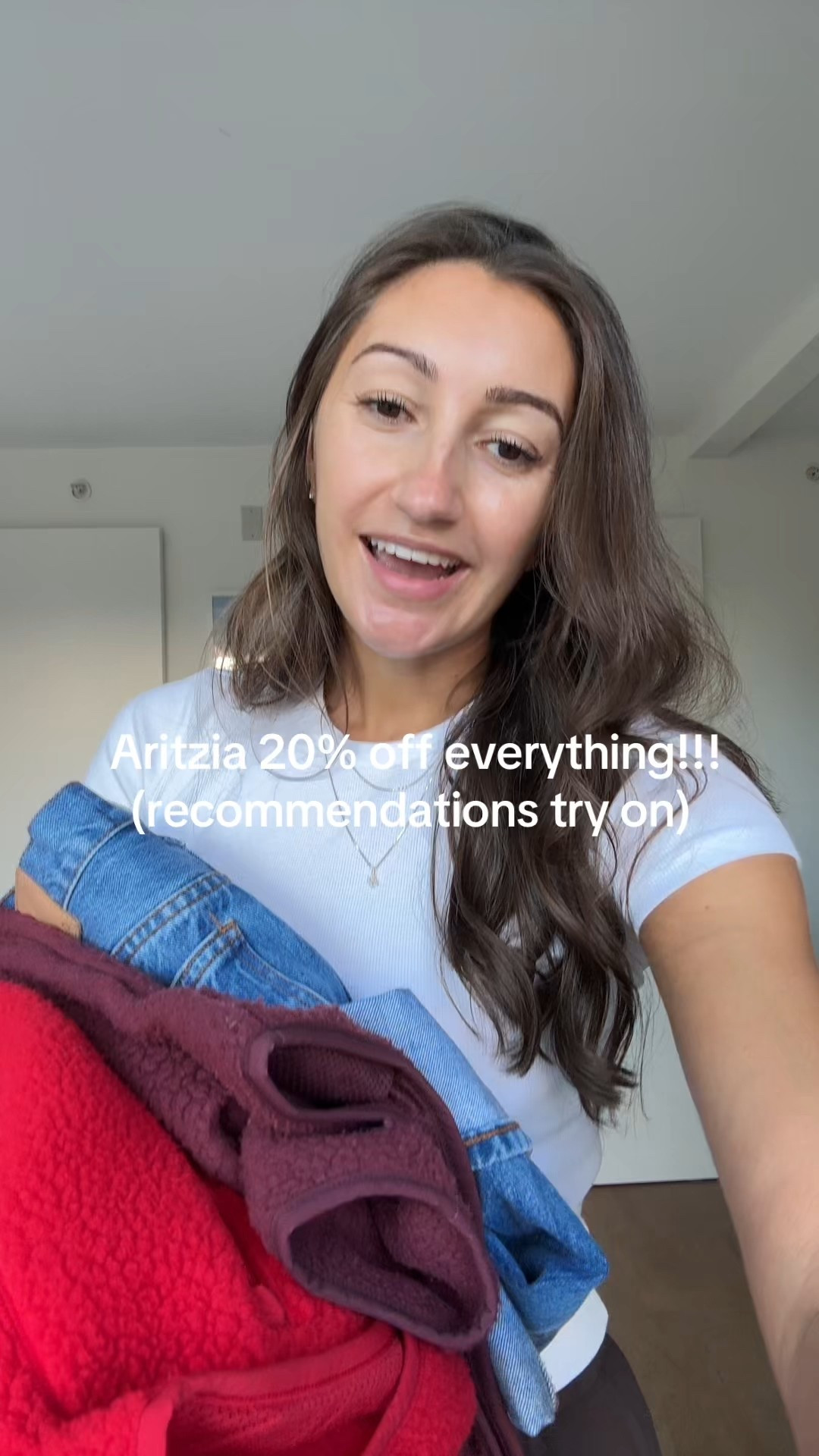 Lodge S
T S
Long sleeve XS
Red fleece L
Burgundy fleece XS
Jeans 25
Cardi XS
Tank XS
Shoes size down 0.5