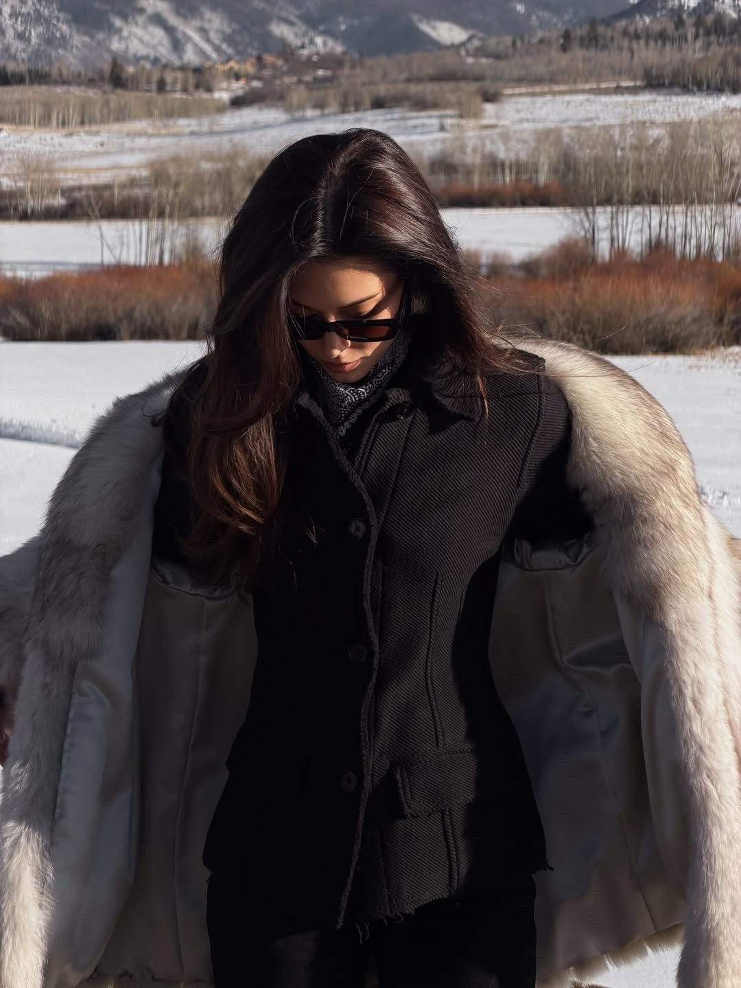 A week full of fluff 🤍 This Toteme raw hem jacket is so chic

#LTKootd #LTKgrwm #LTKSeasonal