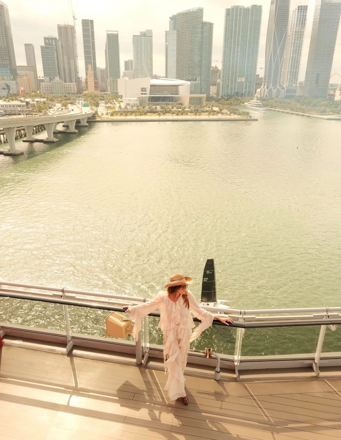 Ocean breeze & city skyline views 🌊🏙️ 

 #LTKootd #LTKSeasonal #LTKTravel