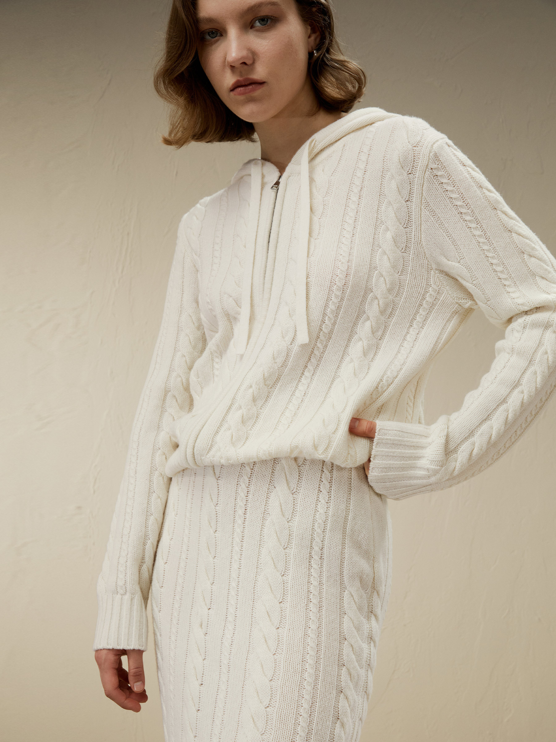 Bela Cable-Knit Wool-Cashmere Blend Hoodie | LilySilk