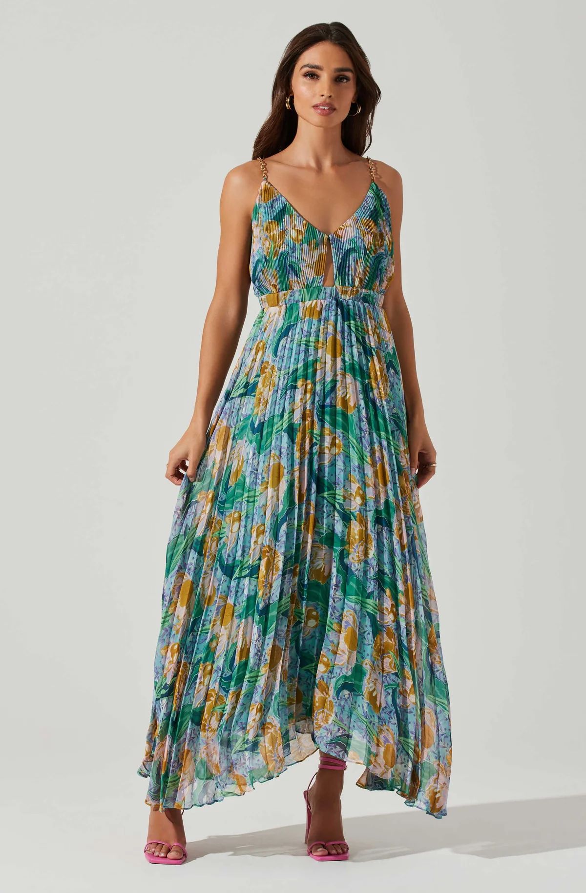 Loralee Pleated Floral Midi Dress | ASTR The Label (US)