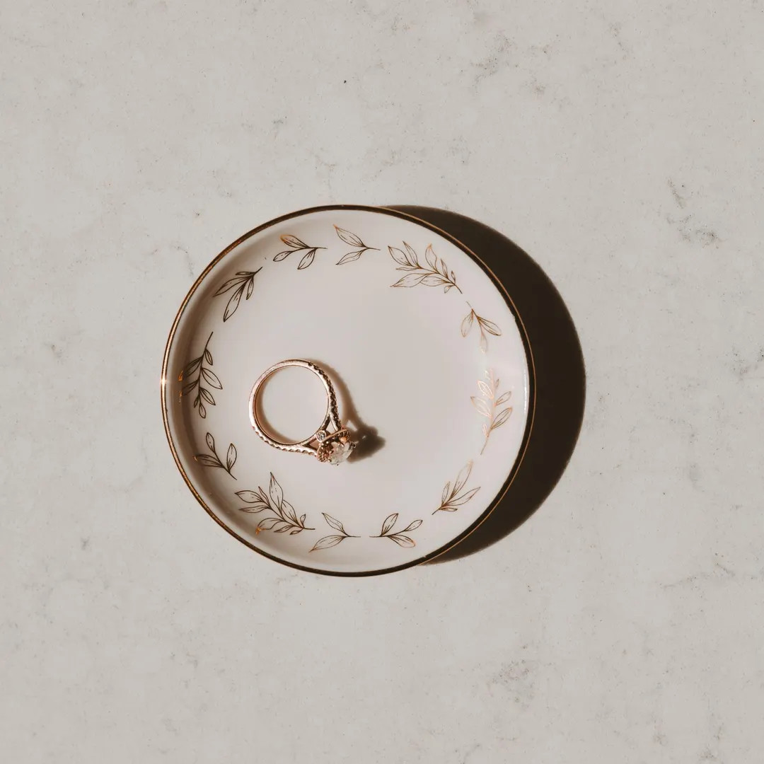 Gold Leaves Ceramic Jewelry Dish: Small Trinket Tray, Ring Holder - Etsy | Etsy (US)