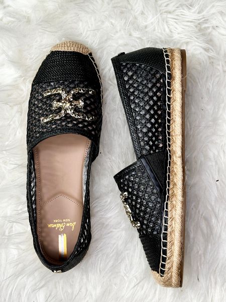 I am in love with these flat espadrilles. The embellishment makes them feel like wearing jewelry on my feet and even with an old pedi, they are gorgeous.
Espadrilles Raffia Shoes Embellished Shoes Sam Edelman 

#LTKstyletip #LTKshoecrush #LTKSeasonal