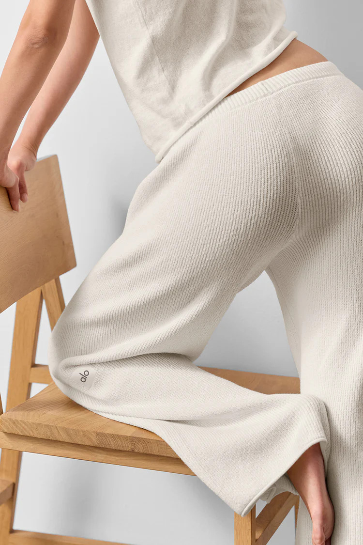 Supernatural Sweater Pant | Alo Yoga (US)