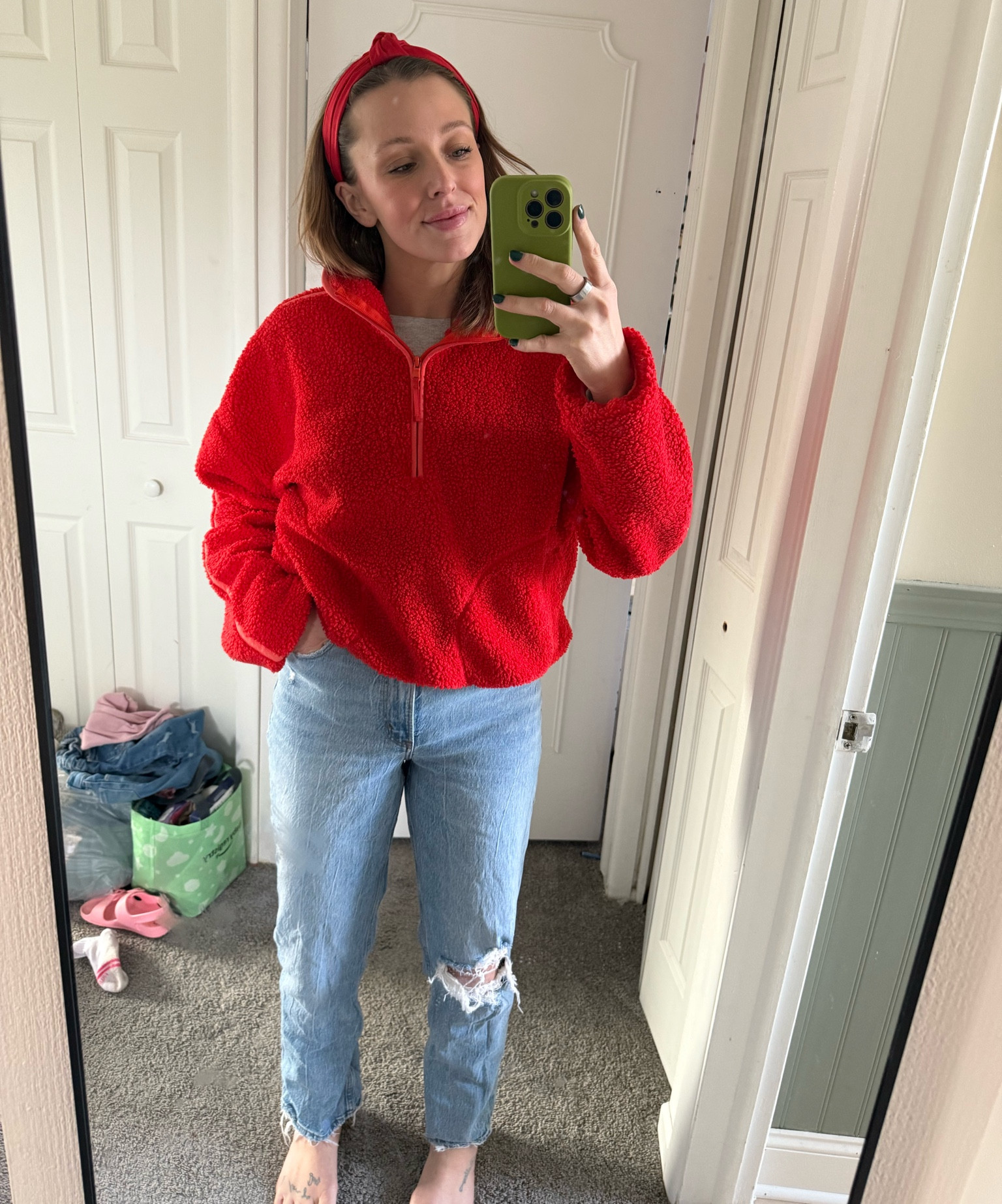 I never thought I would be saying I love low rise jeans again, but these a&f ones are SO good😍

#LTKGiftGuide #LTKHoliday #LTKMidsize