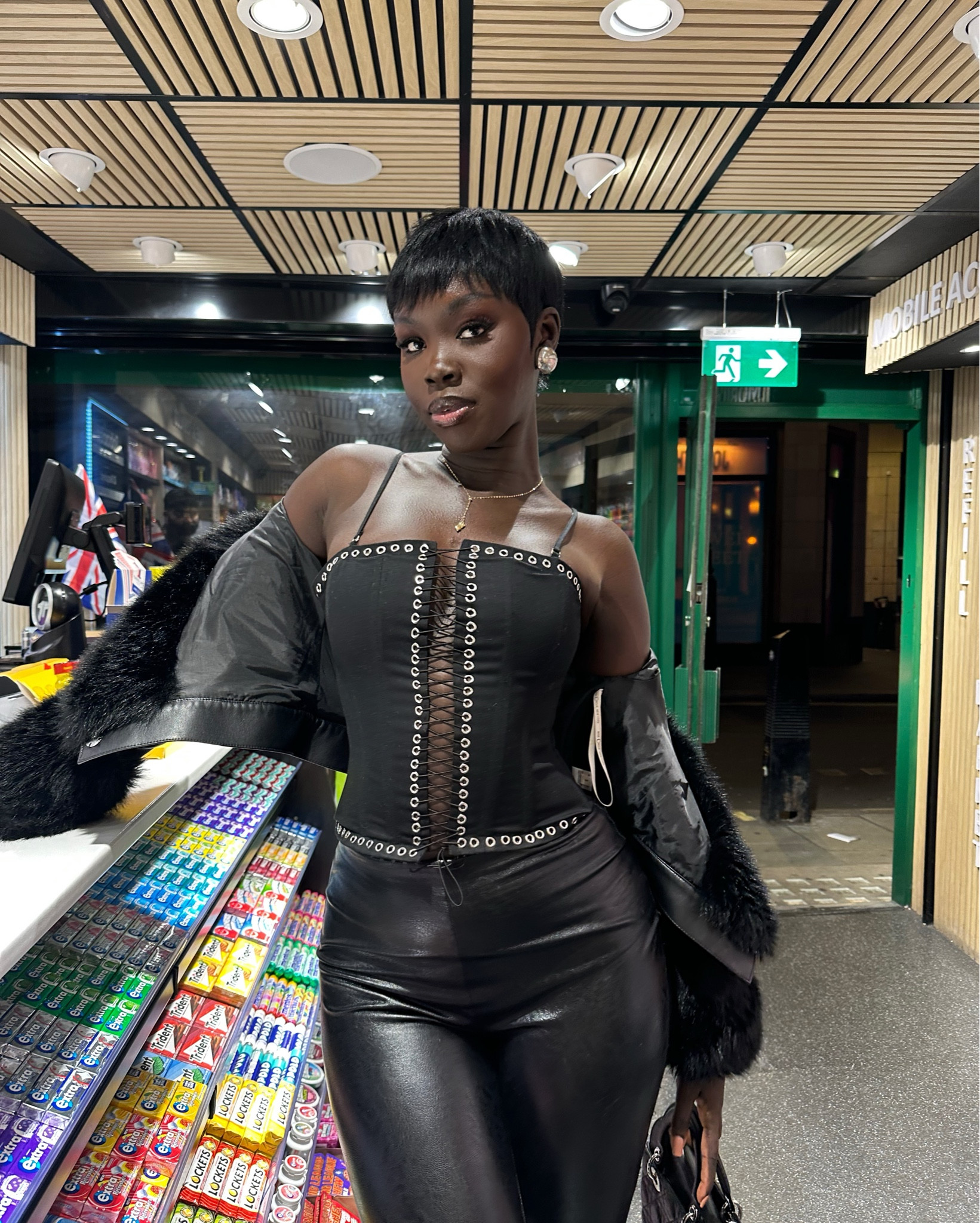 90’s Fine💇🏿‍♀️

#LTKParties #LTKStyleTip #LTKBeauty