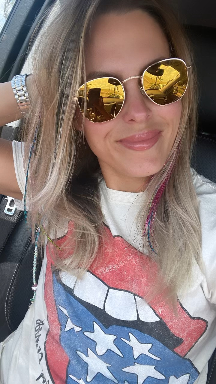 $15 Rolling Stones shirt 
$15 RayBan Dupes 
$17 Rolex dupe Apple Watch band 

We ballin’ on a budget ✅

#LTKstyletip #LTKunder50
