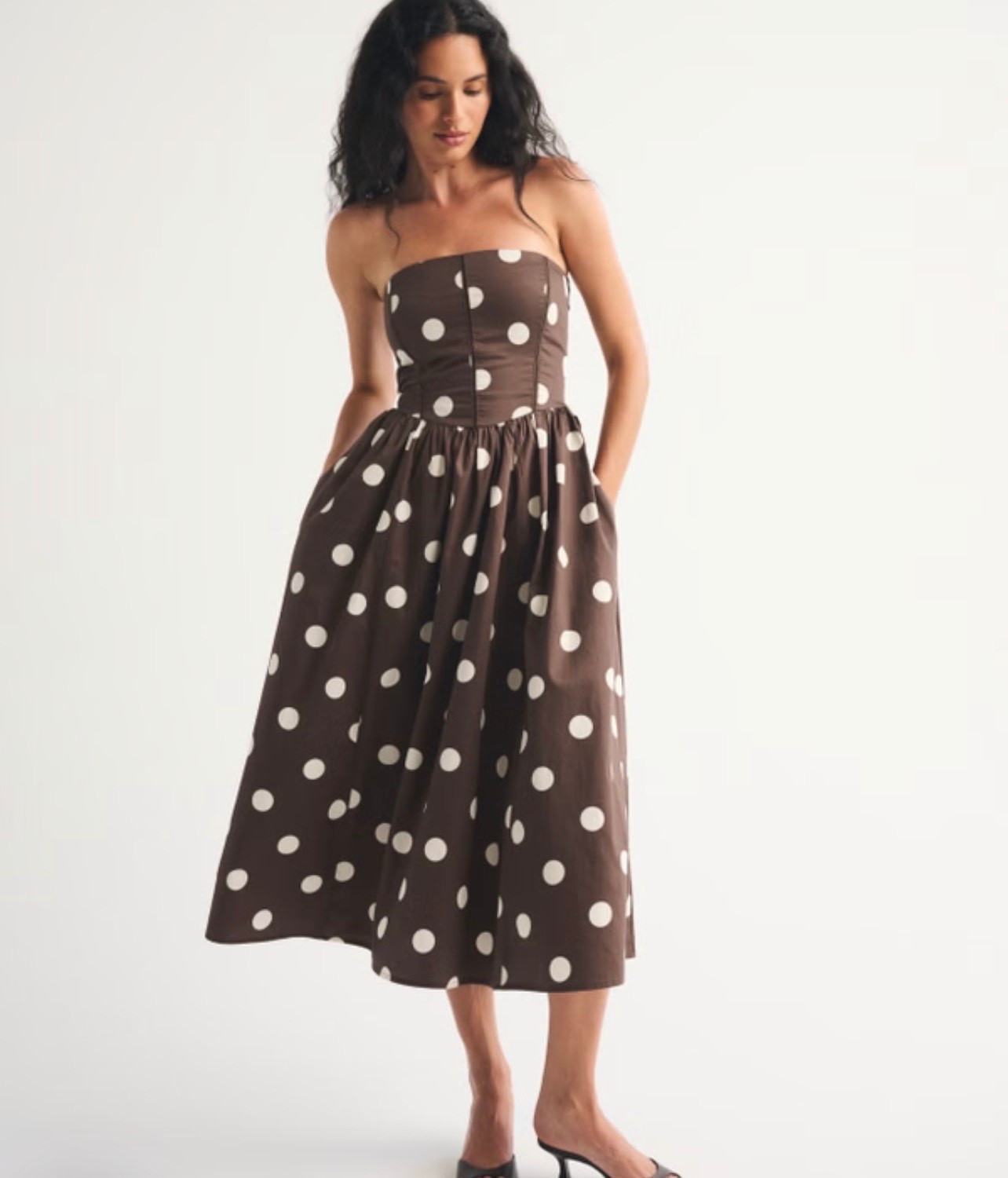 Loving the season of polkadots!
Abercrombie
￼

#LTKxAbercrombie #LTKTravel #LTKWedding
