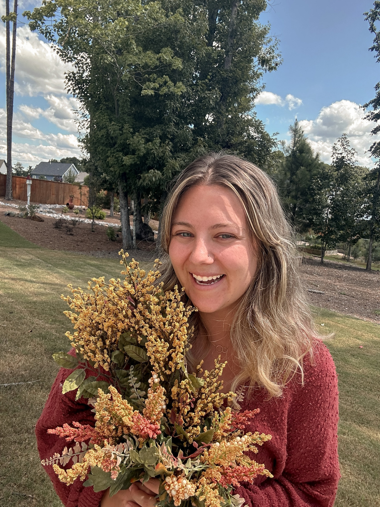 Pumpkin spice and everything nice, right??? Hooray for faux fall florals from Michael’s and cozy sweaters. Now I just need to go find a pumpkin patch to play in… 

Free people sweater, fall outfits, Sarah long, sarahlong, sarahlong.co

#LTKSeasonal #LTKFindsUnder100