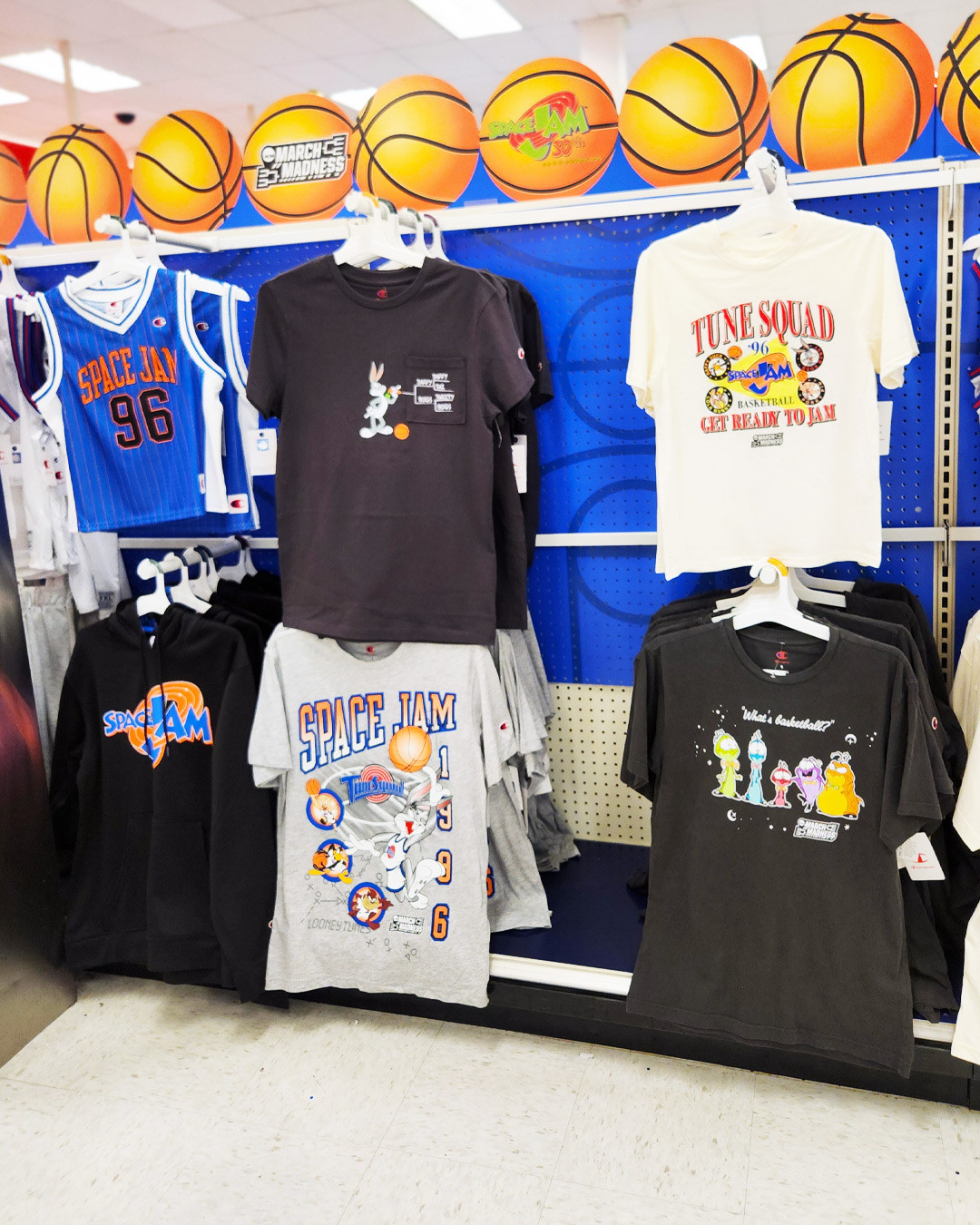 Space Jam Collection

#spacejam #targetfinds #targetdeals 

 #LTKSpringSale #LTKKids #LTKMens