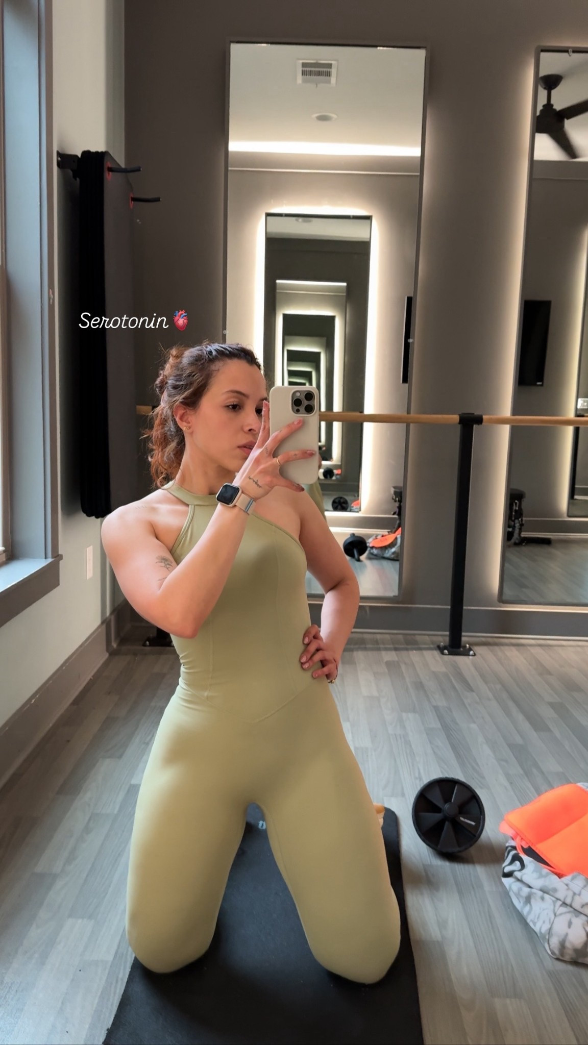 Uno de los enterizos más Comfy que tengo, no transparenta, la tela se ajusta perfecto y la calidad 10/10 🍐

#LTKSeasonal #LTKMidsize #LTKSaleAlert