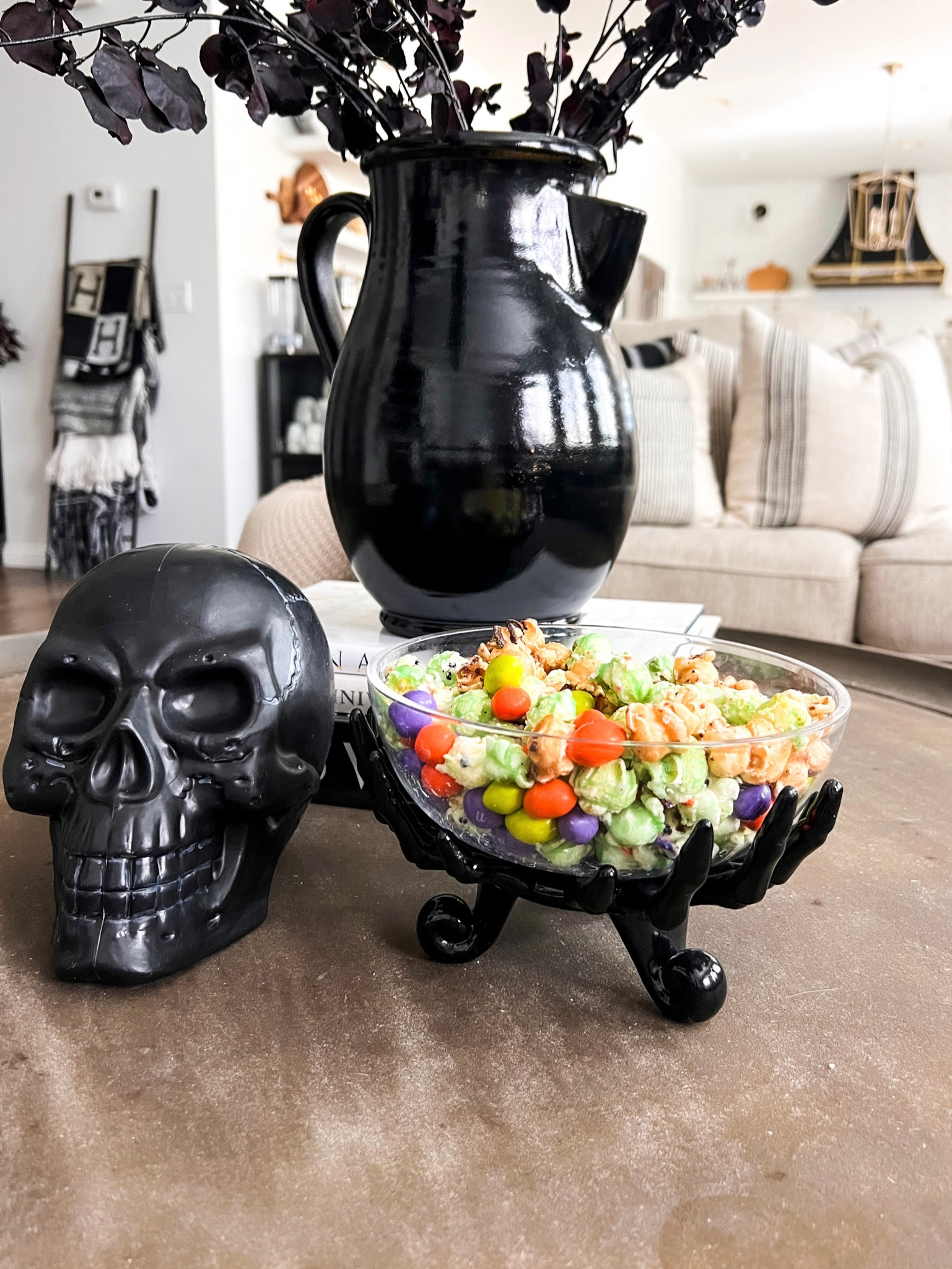 Halloween movie night treat and coffee table decor from Target! 

Halloween snacks
Movie night
Halloween decor
Family night ideas
Halloween movie night
Candy bowl
Skeleton decor


#LTKHalloween #LTKfamily #LTKHoliday