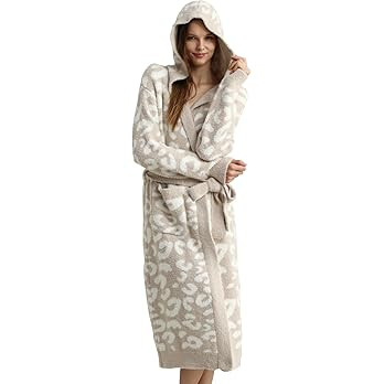 MH MYLUNE HOME Ultra Soft Robe With Pockets, Spa Bathrobe Loungewear Calf-Length, Plush Fuzzy Flu... | Amazon (US)