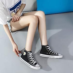 Amazon.com | ZGR Womens Canvas Sneakers High Top Lace ups Casual Walking Shoes (Black Daisy,US8) ... | Amazon (US)