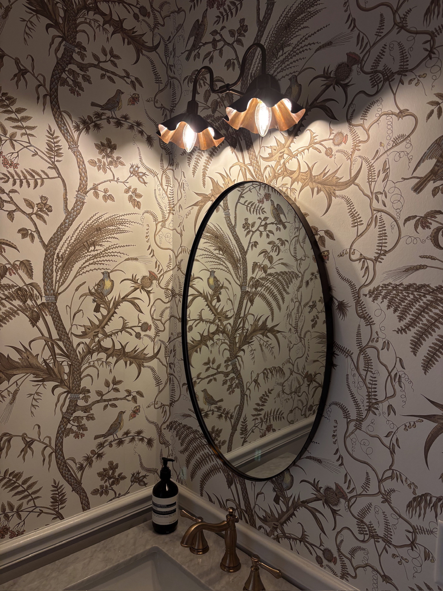 Powder room in the new home!!

All linked — so happy with how it turned out🥹





Bathroom, interior design, lighting, vanity, oval mirror, home, neutral, minimalism, new home, brushed brass, decorating, sidneymarieduke 

 #LTKHome