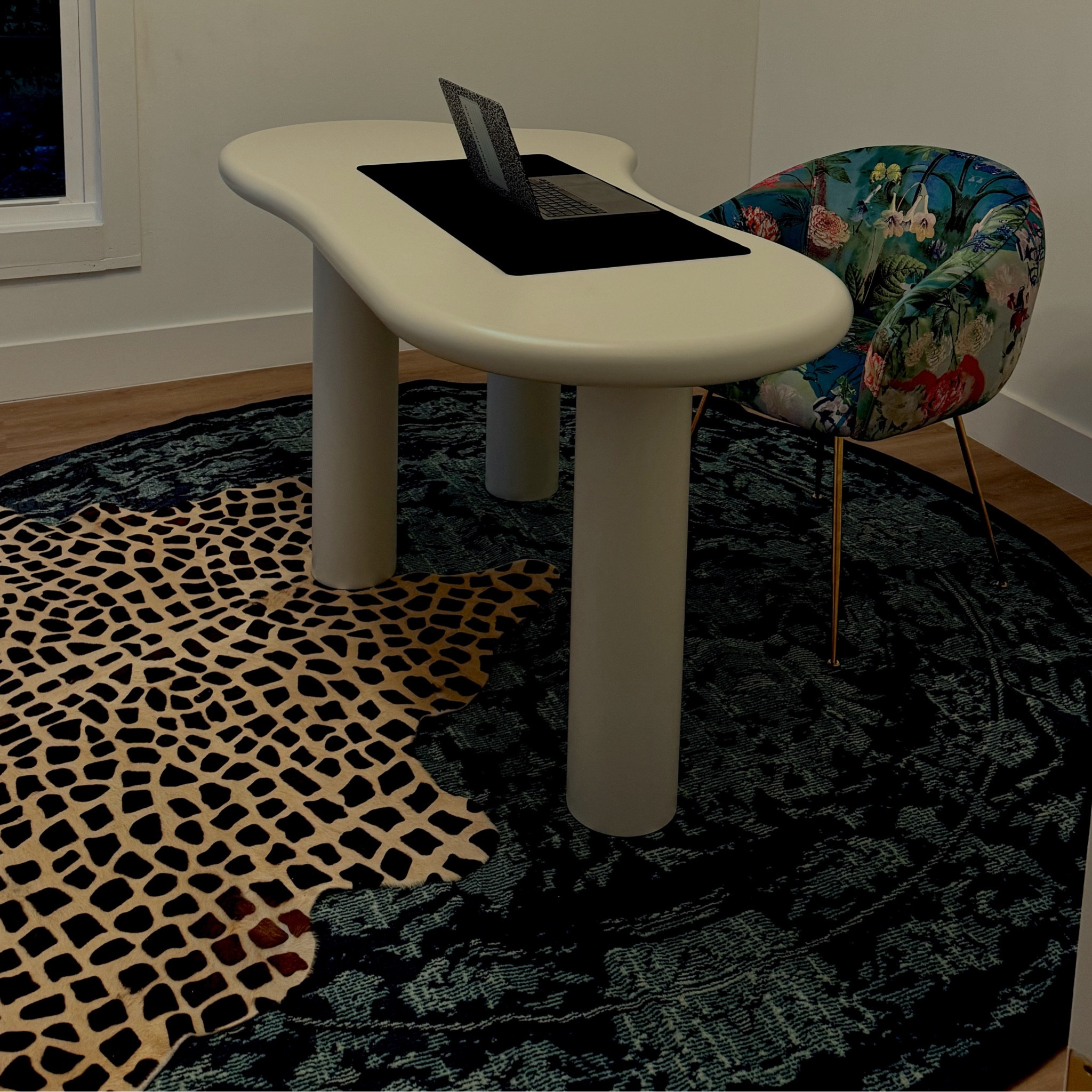 new office coming to life 

#LTKWorkwear #LTKHome #LTKStyleTip