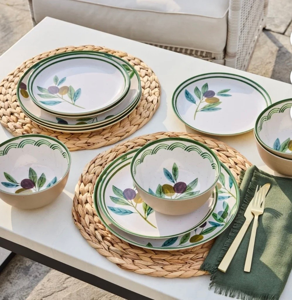 New melamine dinnerware perfect for nights on the patio!  Patio dining, outdoor entertaining 

#LTKSeasonal #LTKHome #LTKmomlife