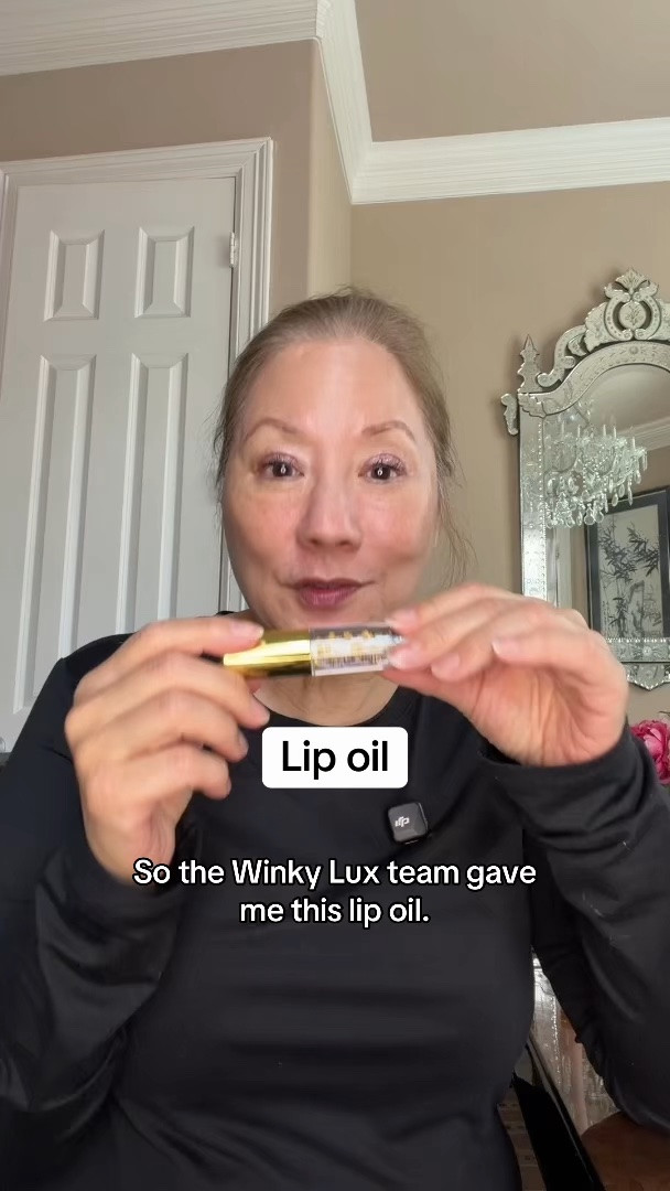 First time using lip oil. What do you think? Thanks to Winkylux for sending

#LTKvlog #LTKstorytime #LTKBeauty