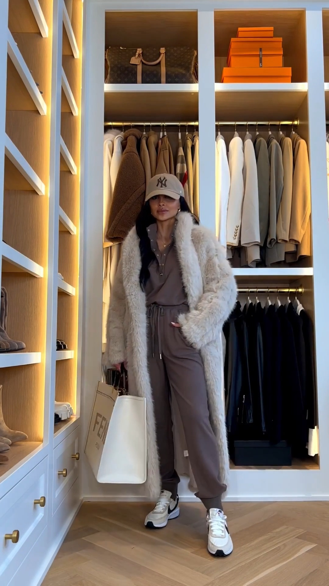 Fall travel outfit / airport outfit 
Must-have faux fur coat on sale
Wearing an XS / S in this faux fur coat 
Saks beige jumpsuit / knit jumpsuit on sale wearing an XS (on sale)
Nike sneakers on sale 



#LTKTravel #LTKSaleAlert #LTKFindsUnder100